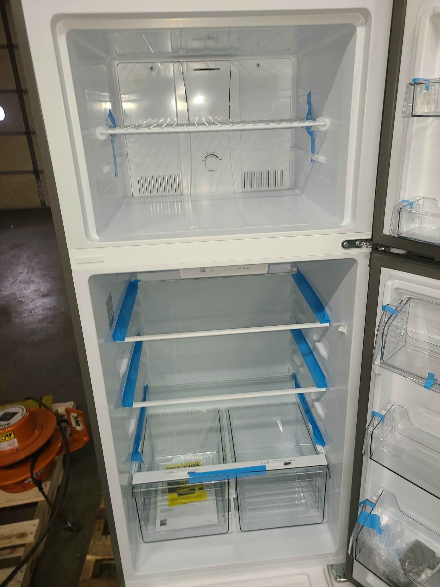 Kenmore 30 in. 18.1 cu. ft. Capacity Refrigerator/Freezer with Adjustable Glass Shelving, Humidity Control Crispers, Ice Maker, ENERGY STAR Certified, Fingerprint Resistant Stainless Steel