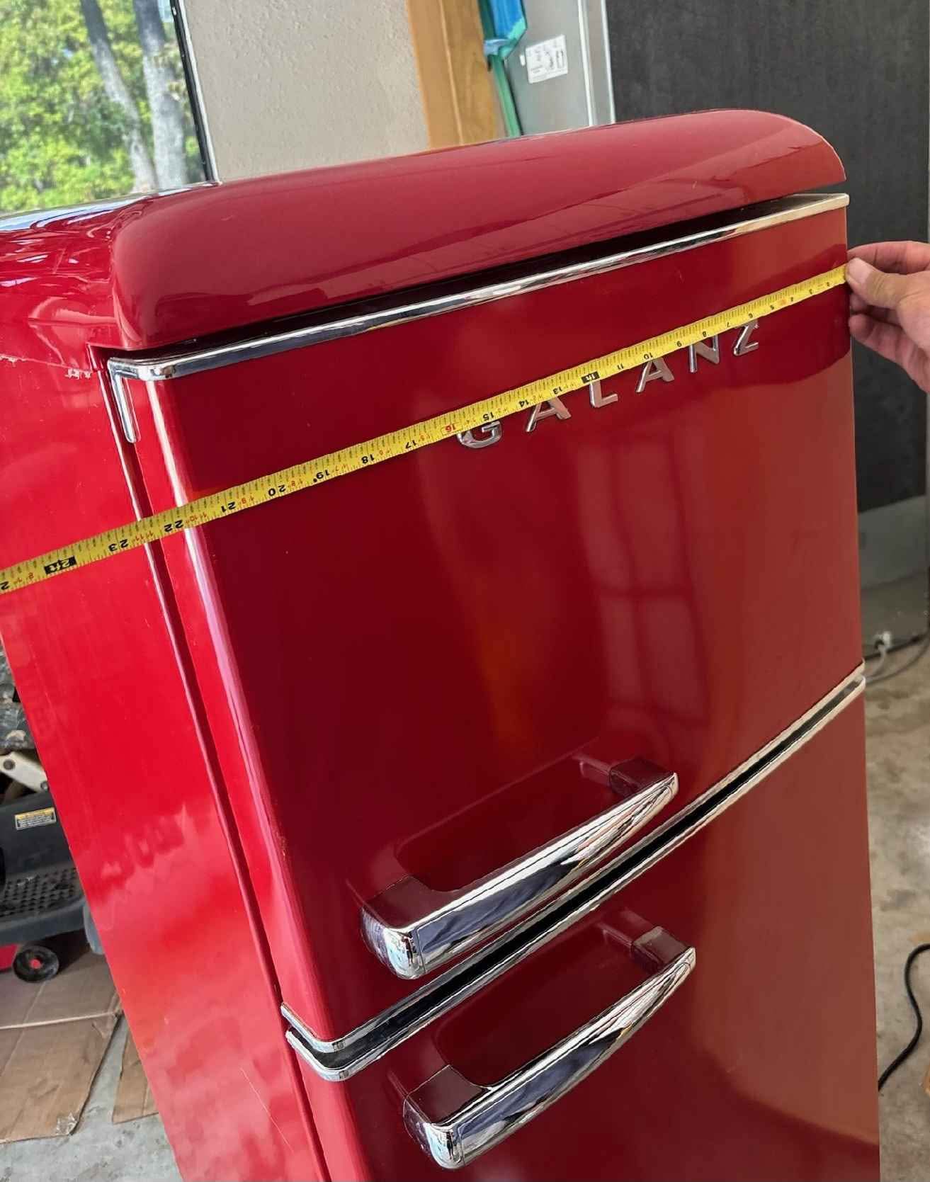 Galanz GLR12TRDEFR Refrigerator, Dual Door Fridge, Adjustable Electrical Thermostat Control with Top Mount Freezer Compartment, Retro Red, 12.0 Cu Ft