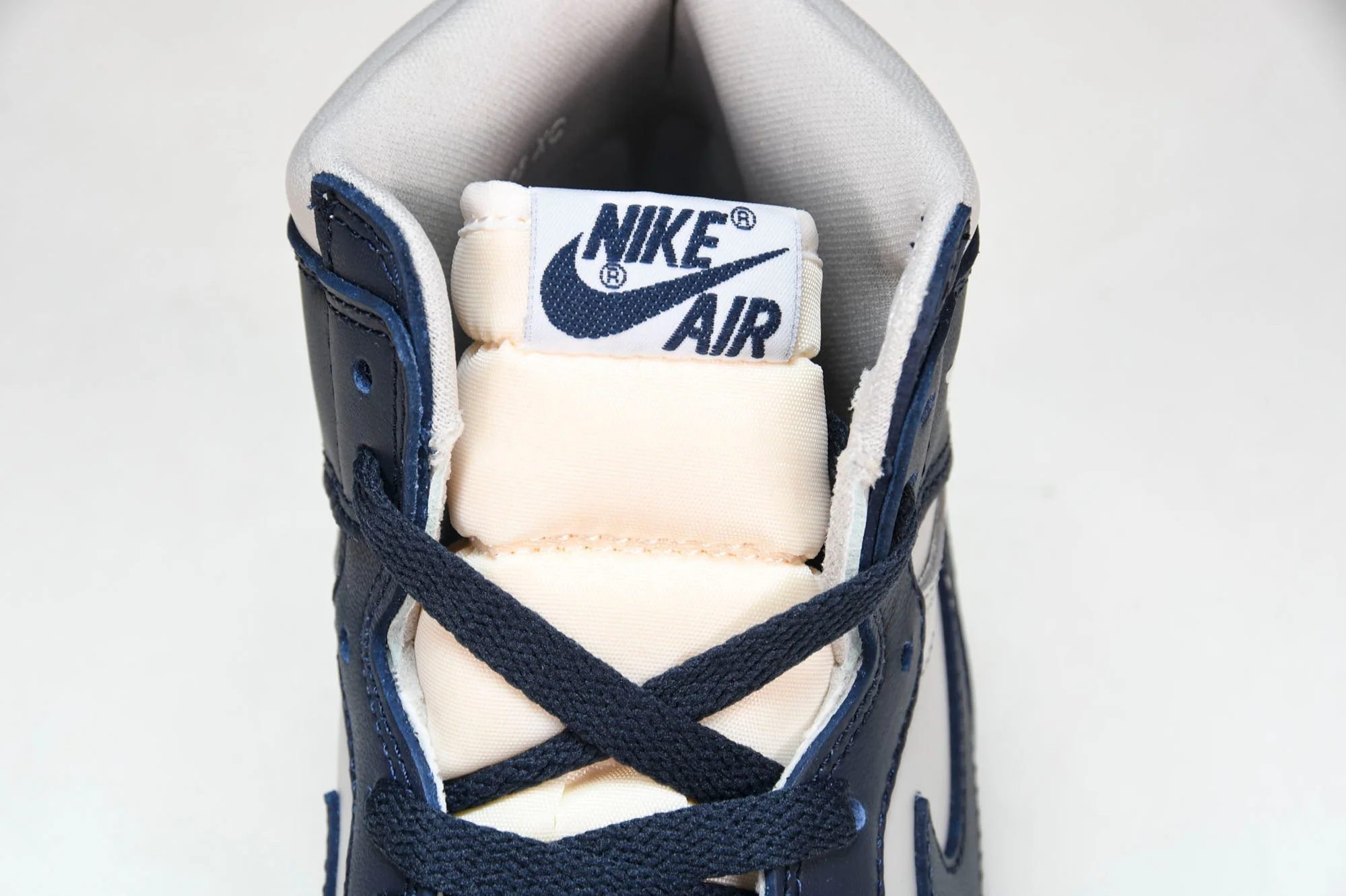 AJ1 Retro High '85 'Georgetown'