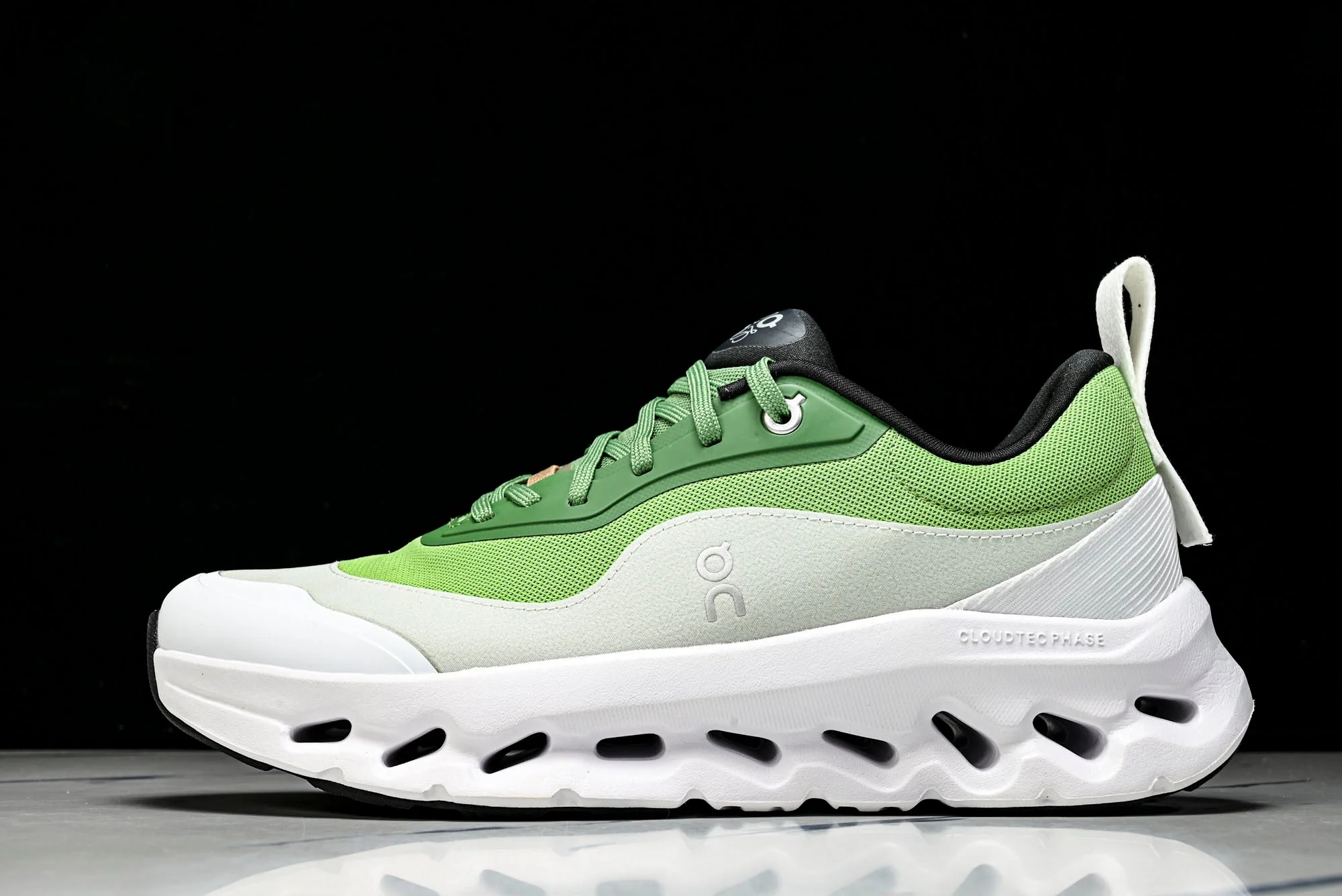 LOEWE × ON Cloudtilt 2.0 'Green White'