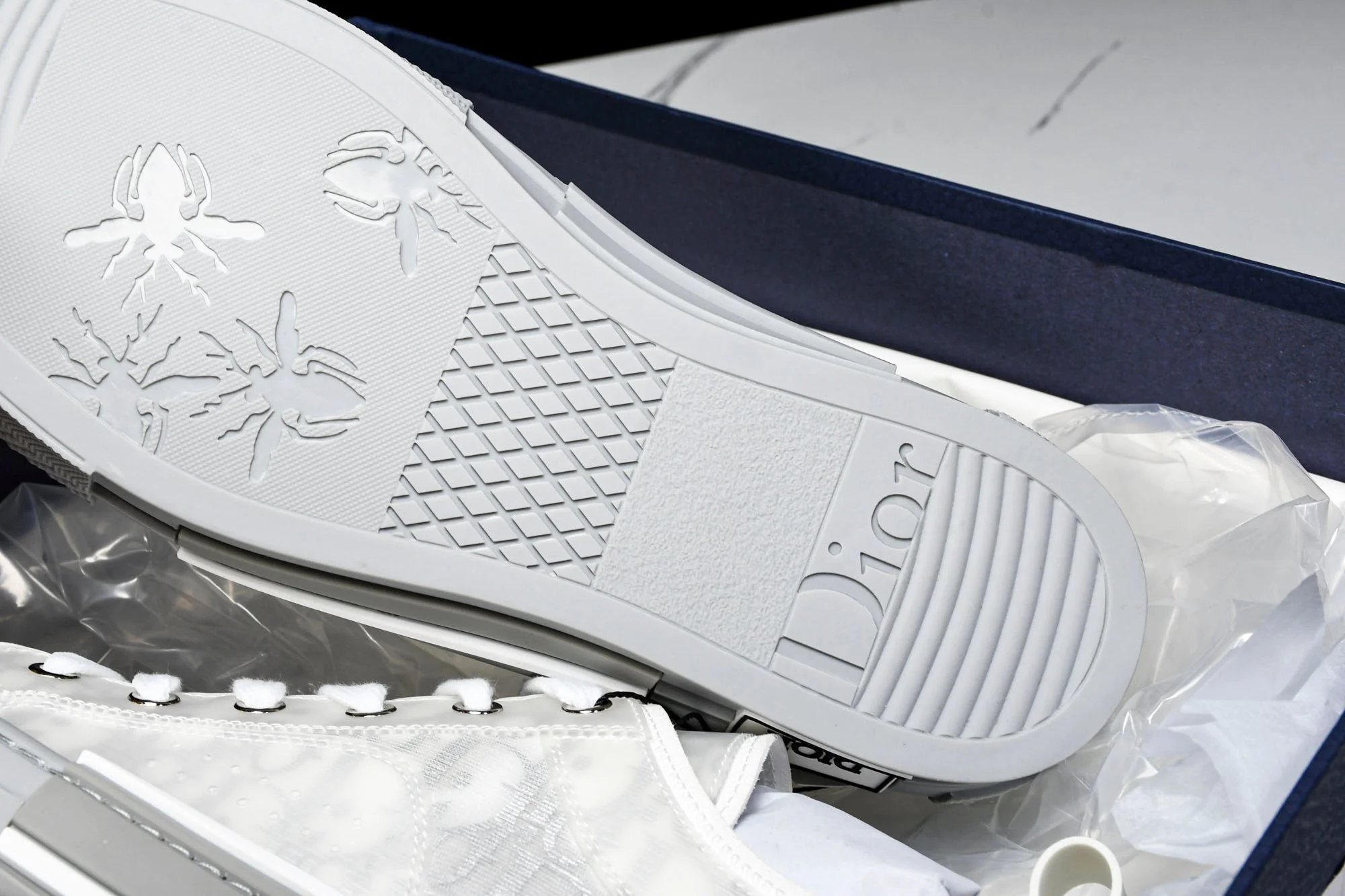 D1or B23 Low 'Oblique Silver'