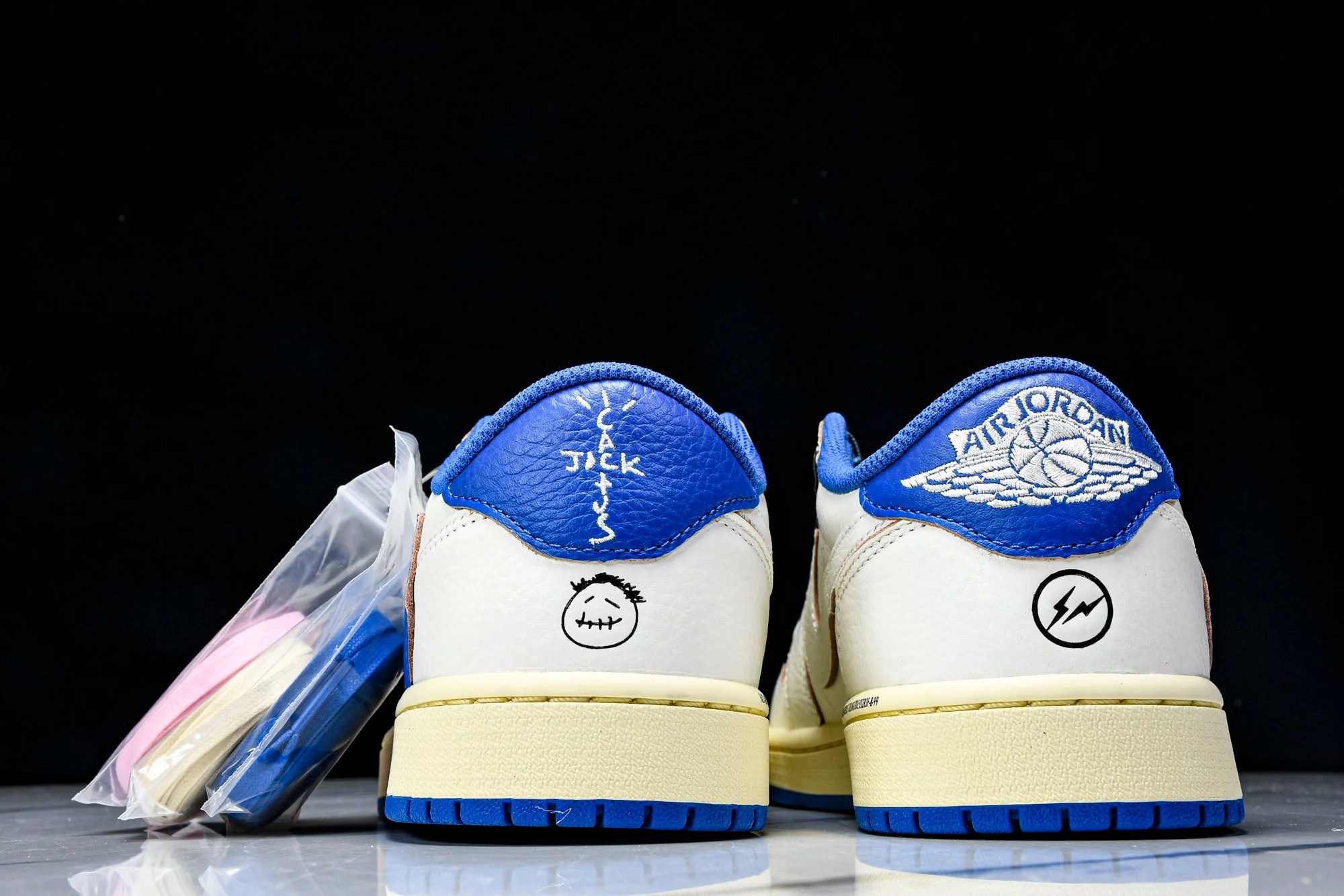 Travis Scott AJ1 Retro Low OG x Fragment 'Sail Military Blue'