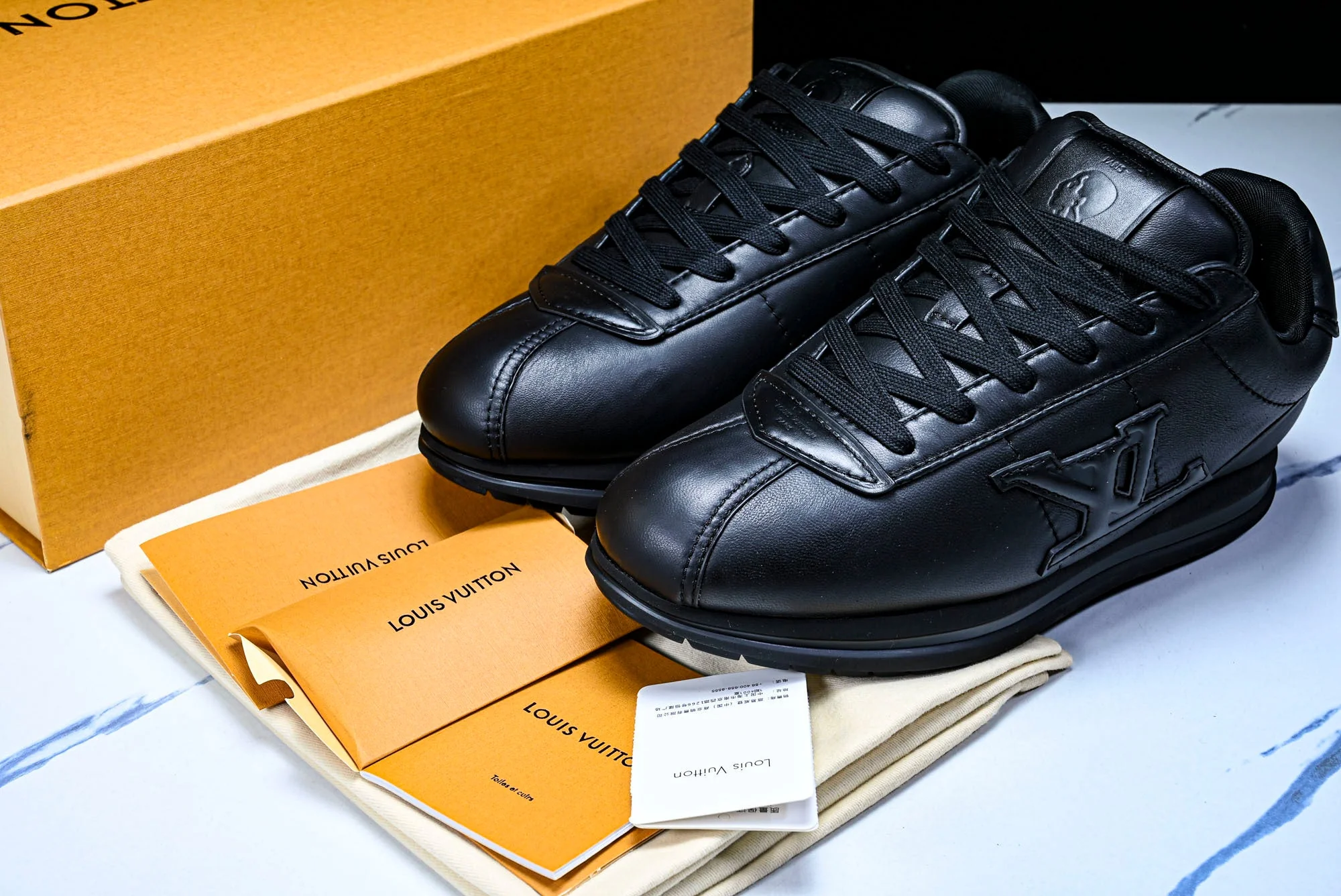 Louis Vuittоп Buttersoft 'Black'