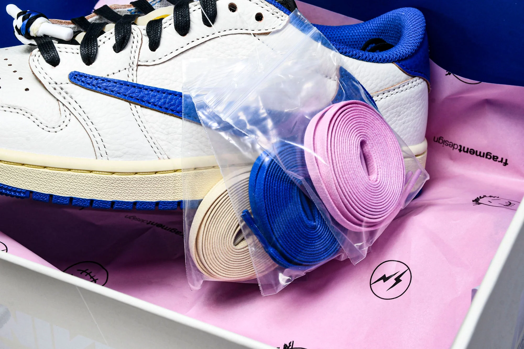 Travis Scott AJ1 Retro Low OG x Fragment 'Sail Military Blue'