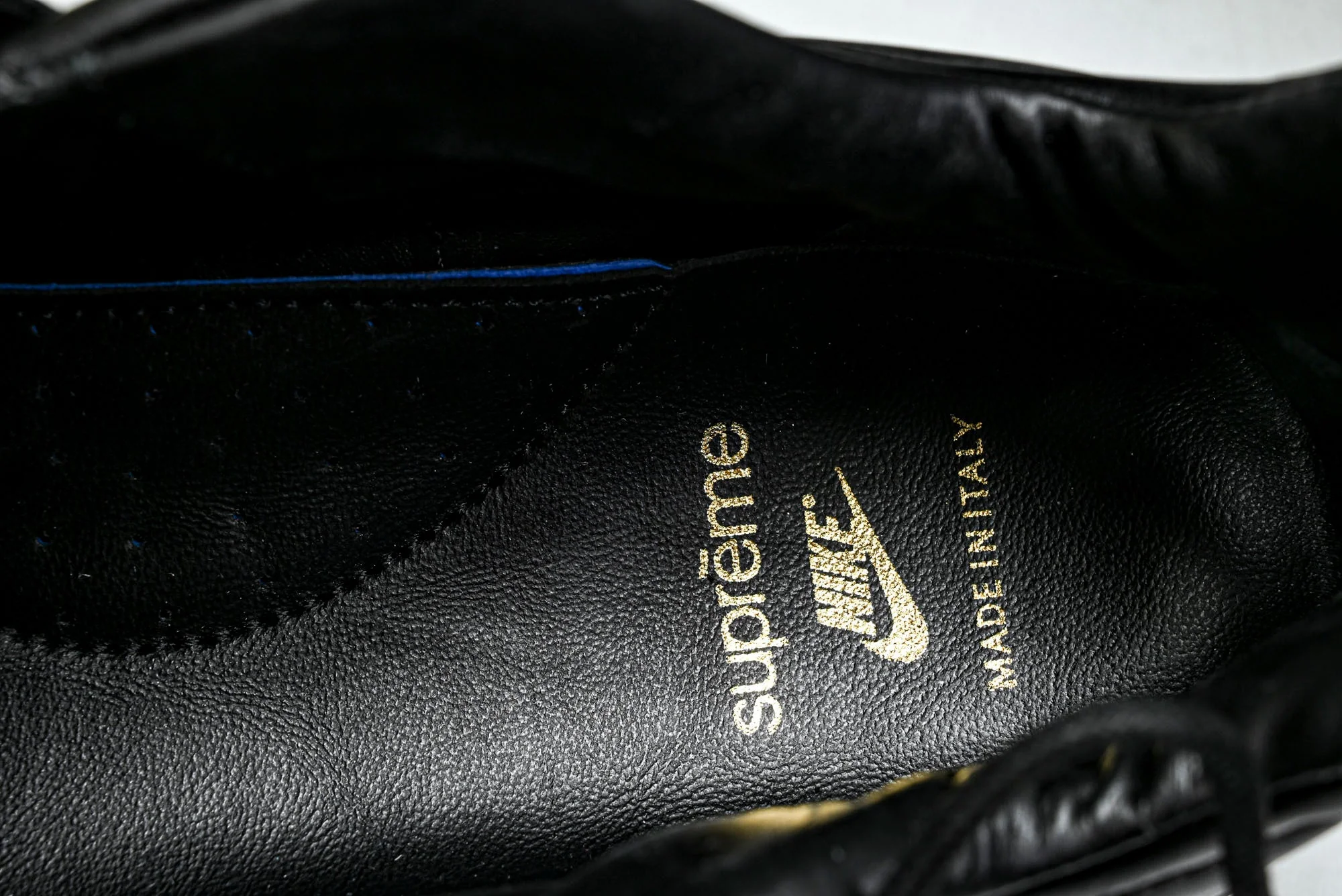 Supreme x AM95 Lux 'Black'