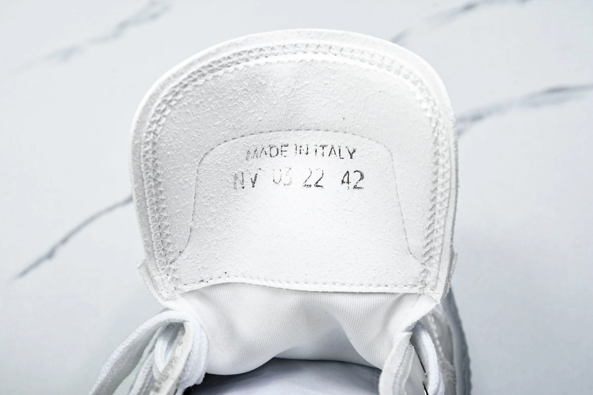 D1or B23 Low 'Oblique Silver'