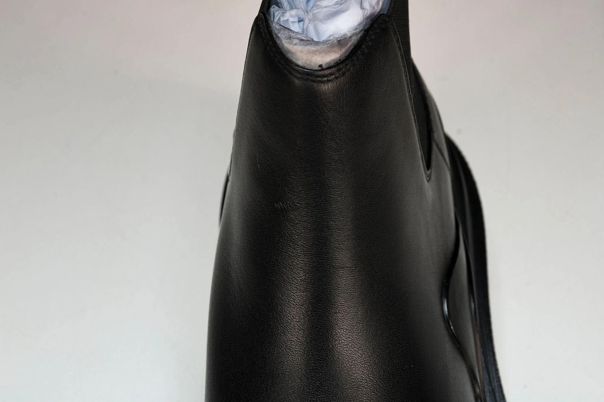 Вottega Veneta Tire Ankle Chelsea Boots 'Black'