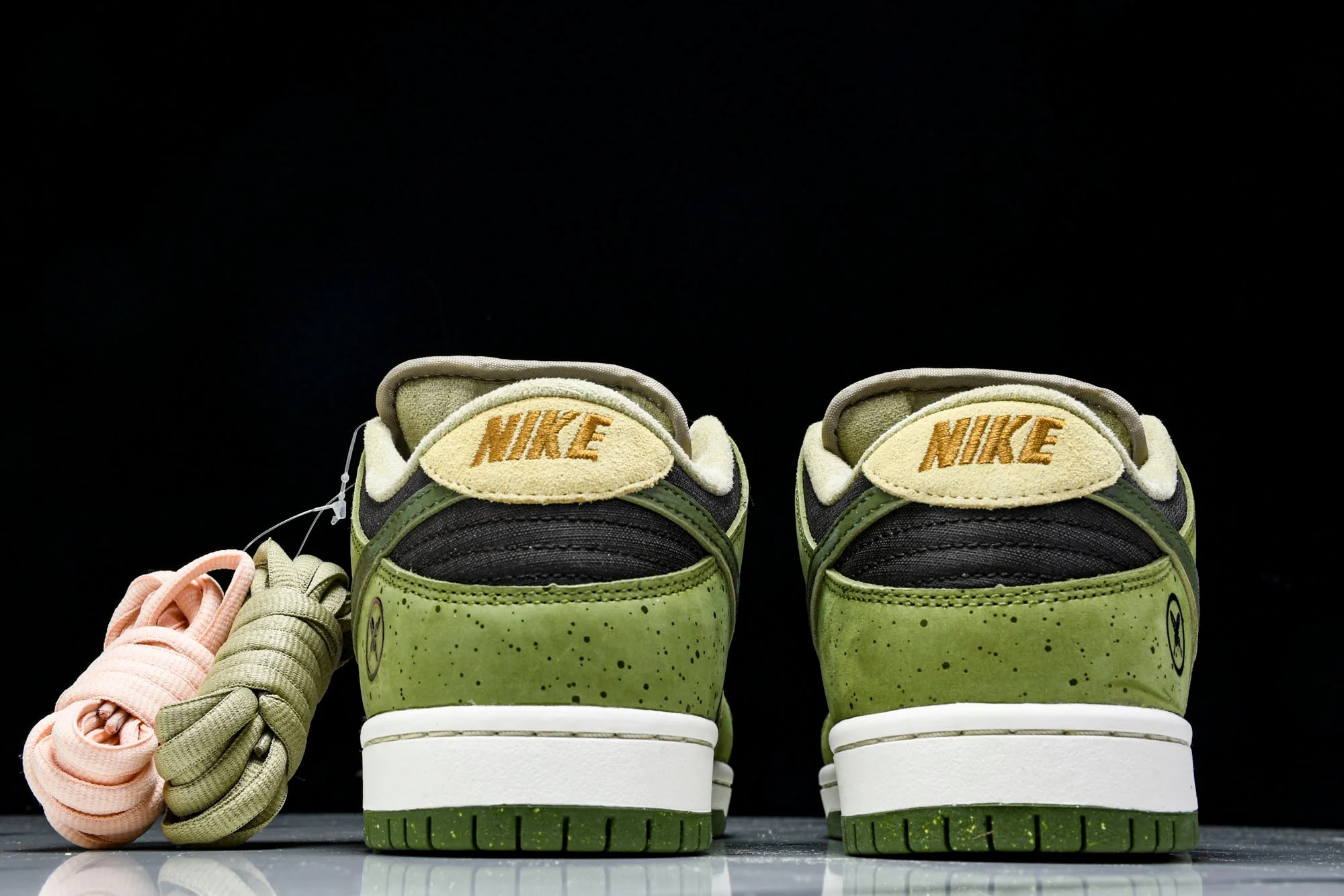 SB Dnk Low x Yuto Horigome 'Asparagus Matcha'