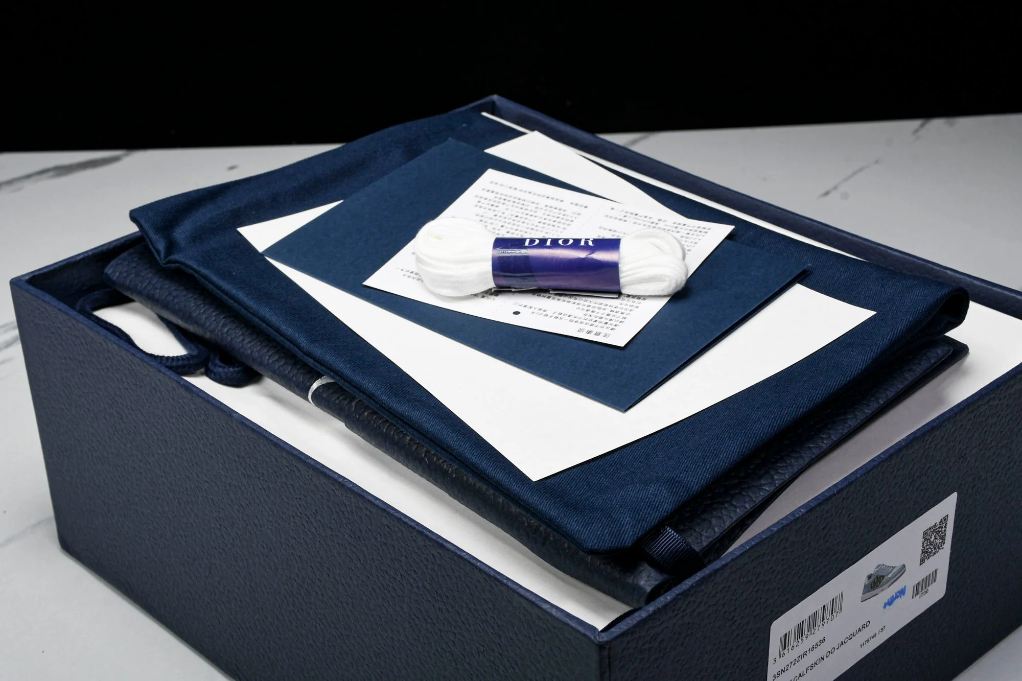 D1or B27 Low Oblique 'Blue'