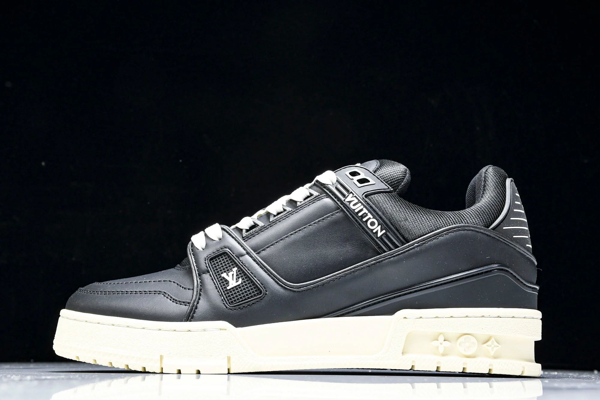 Louis Vuittоп Trainer Low 'Black'