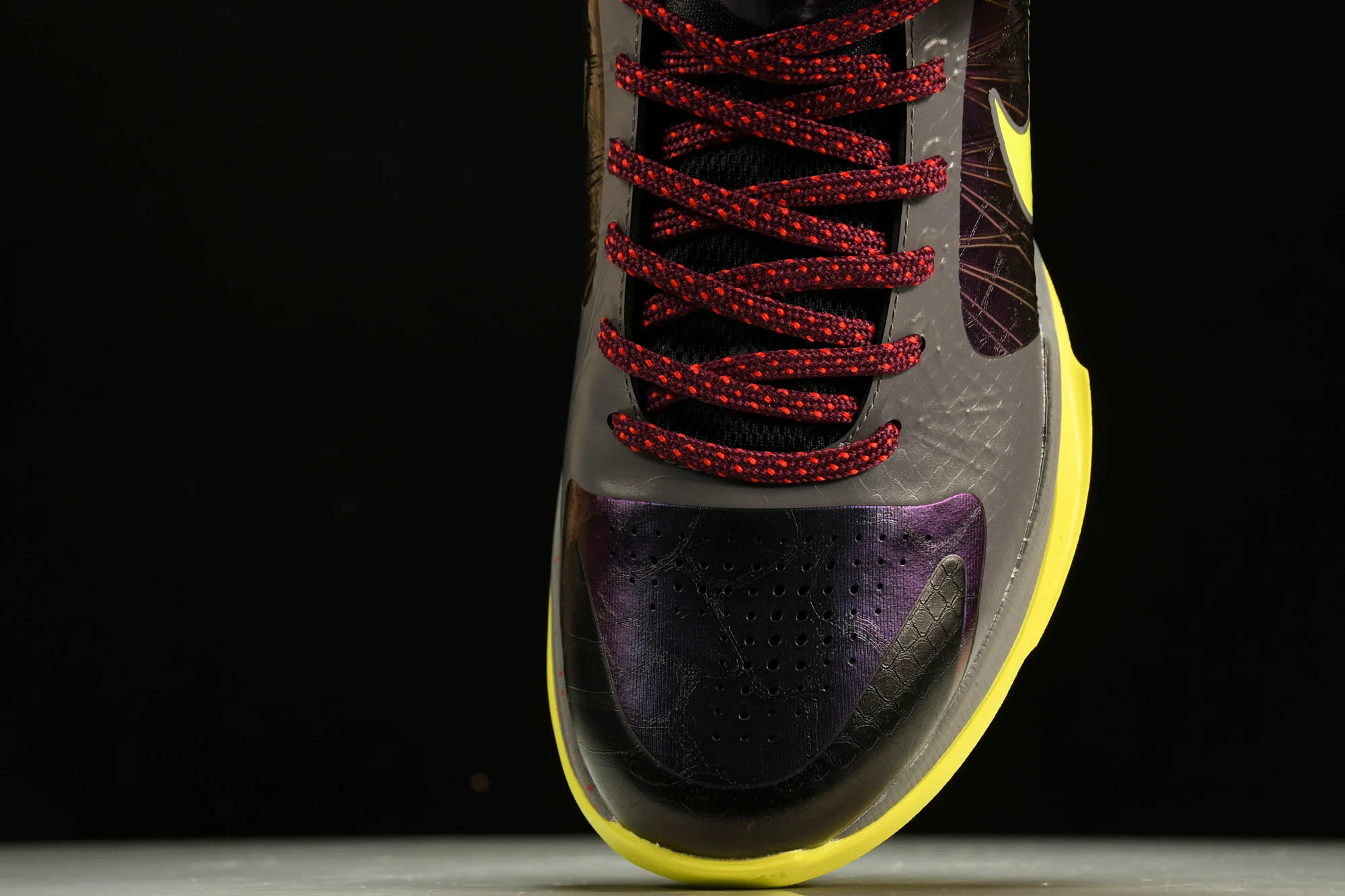 Kobe 5 Protro 'Chaos Alternate - 2K Gamer Exclusive'