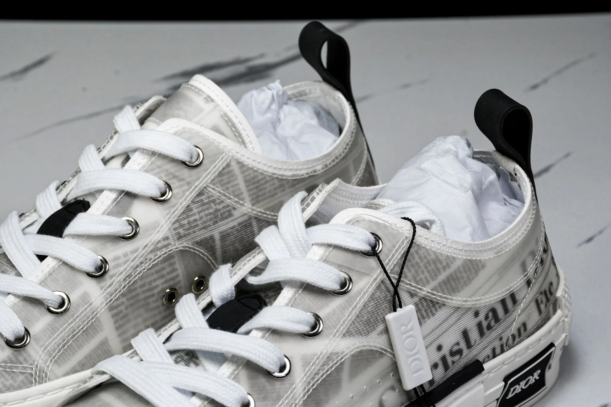 D1or B23 Low 'Newsprint'