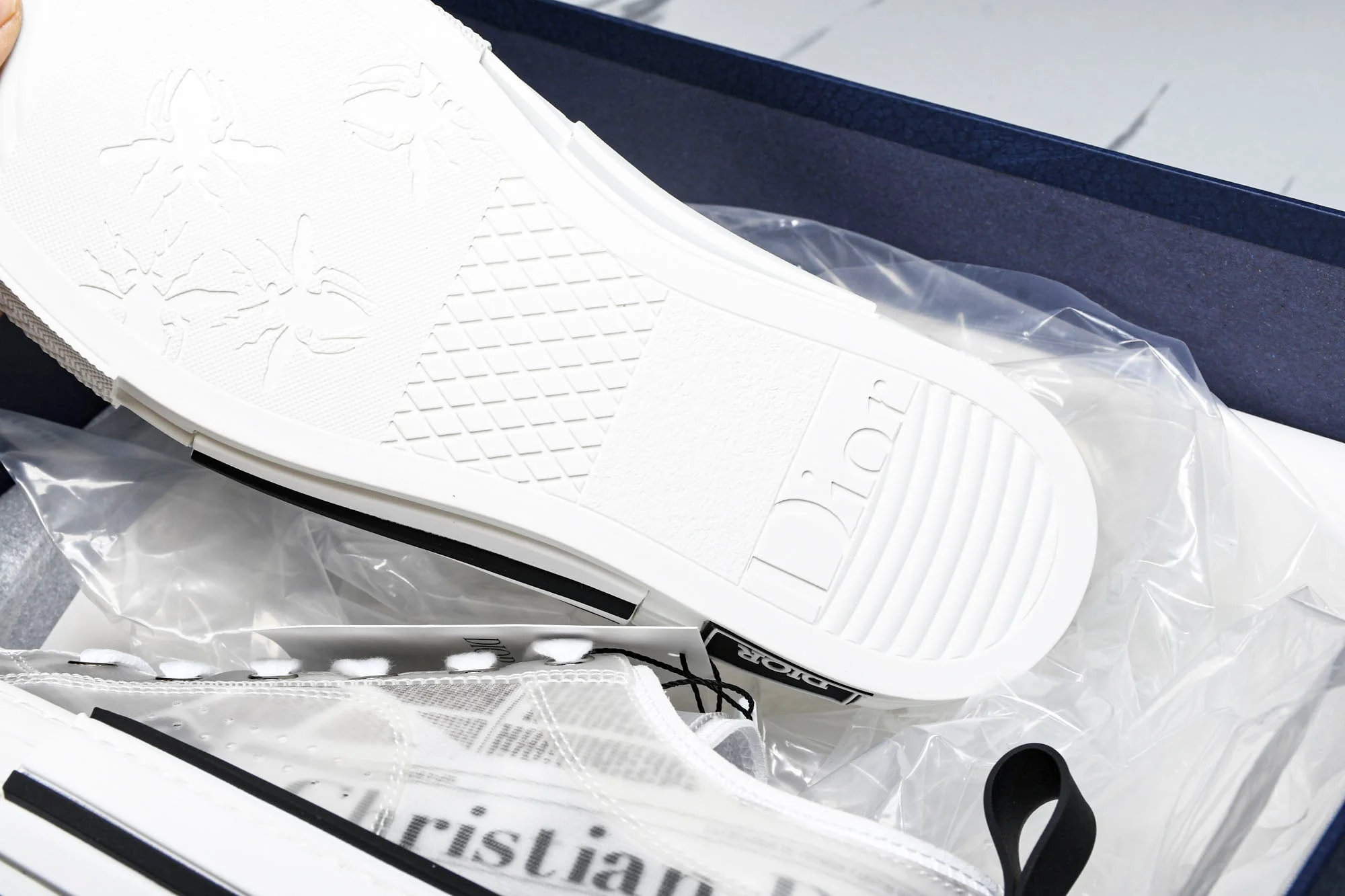 D1or B23 Low 'Newsprint'