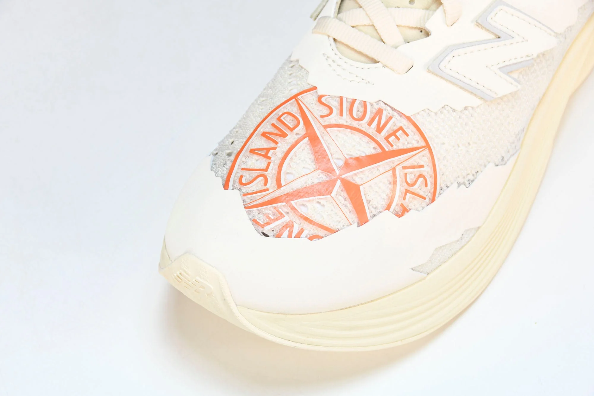 NB x Stone Island x Tokyo Design Studio FuelCell RC Elite V2 'White'