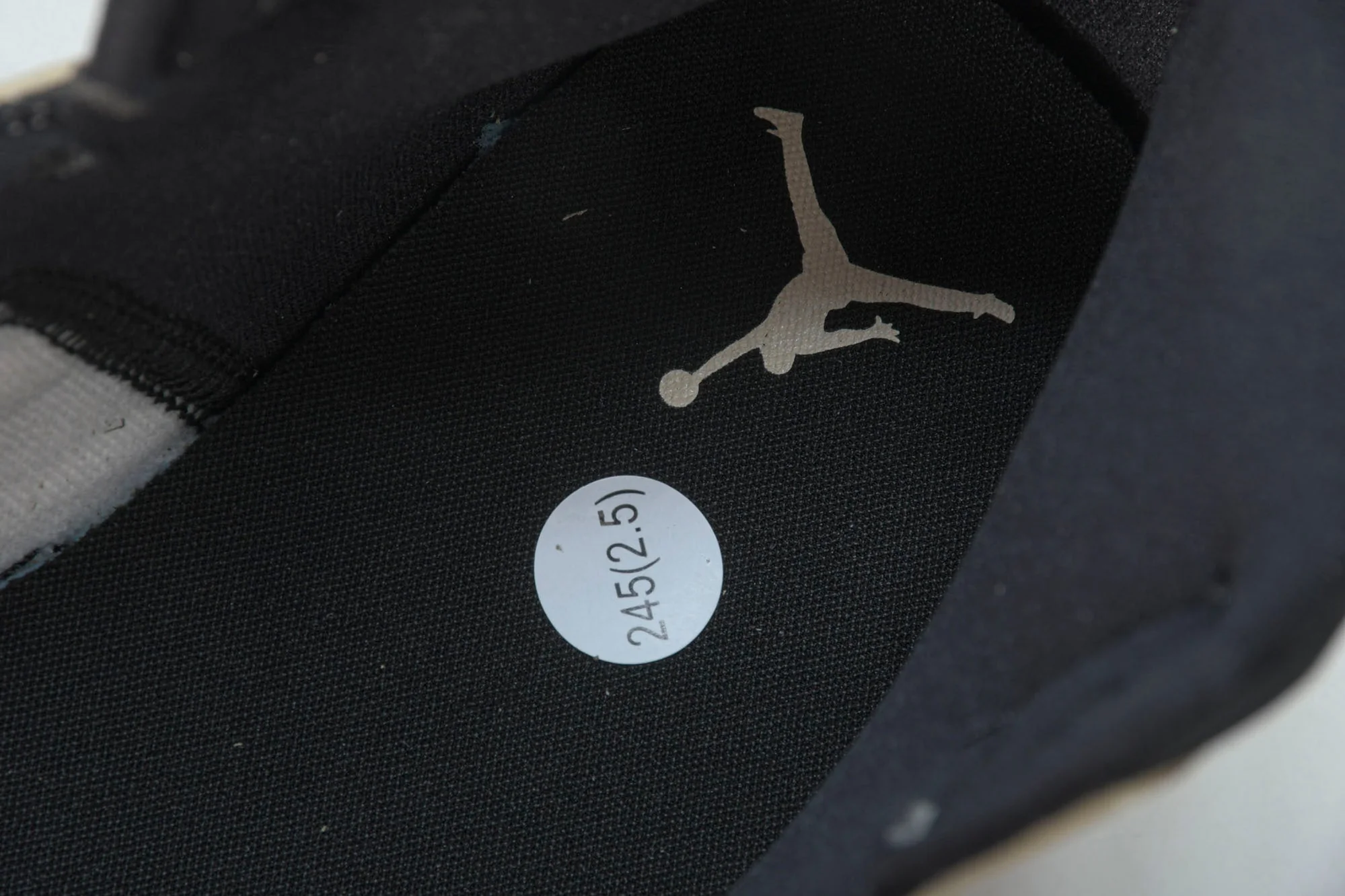 AJ1 Mid 'Barely Orange'