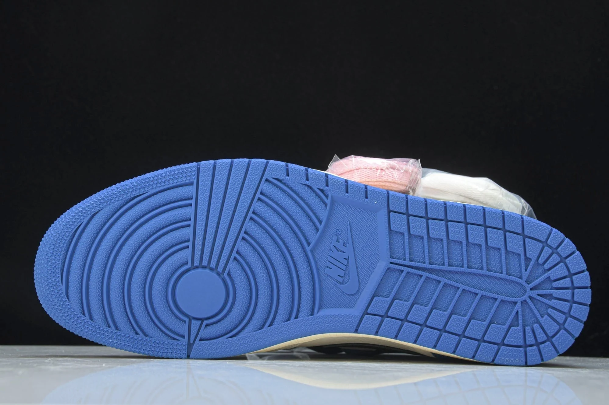 Travis Scott AJ1 Retro High x Fragment 'Military Blue'