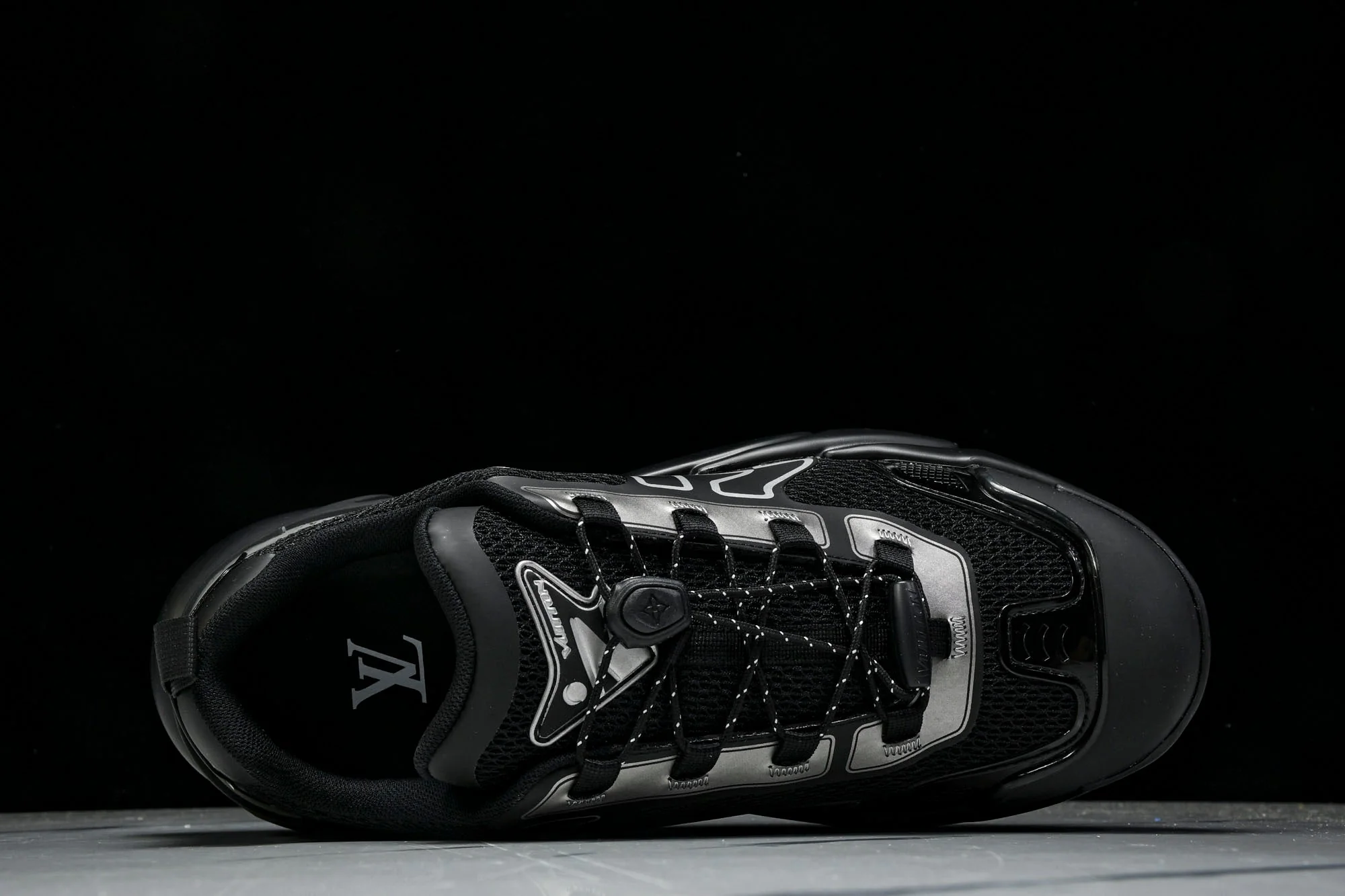 Louis Vuittоп Runner Tatic Sneaker 2.0 'Black'