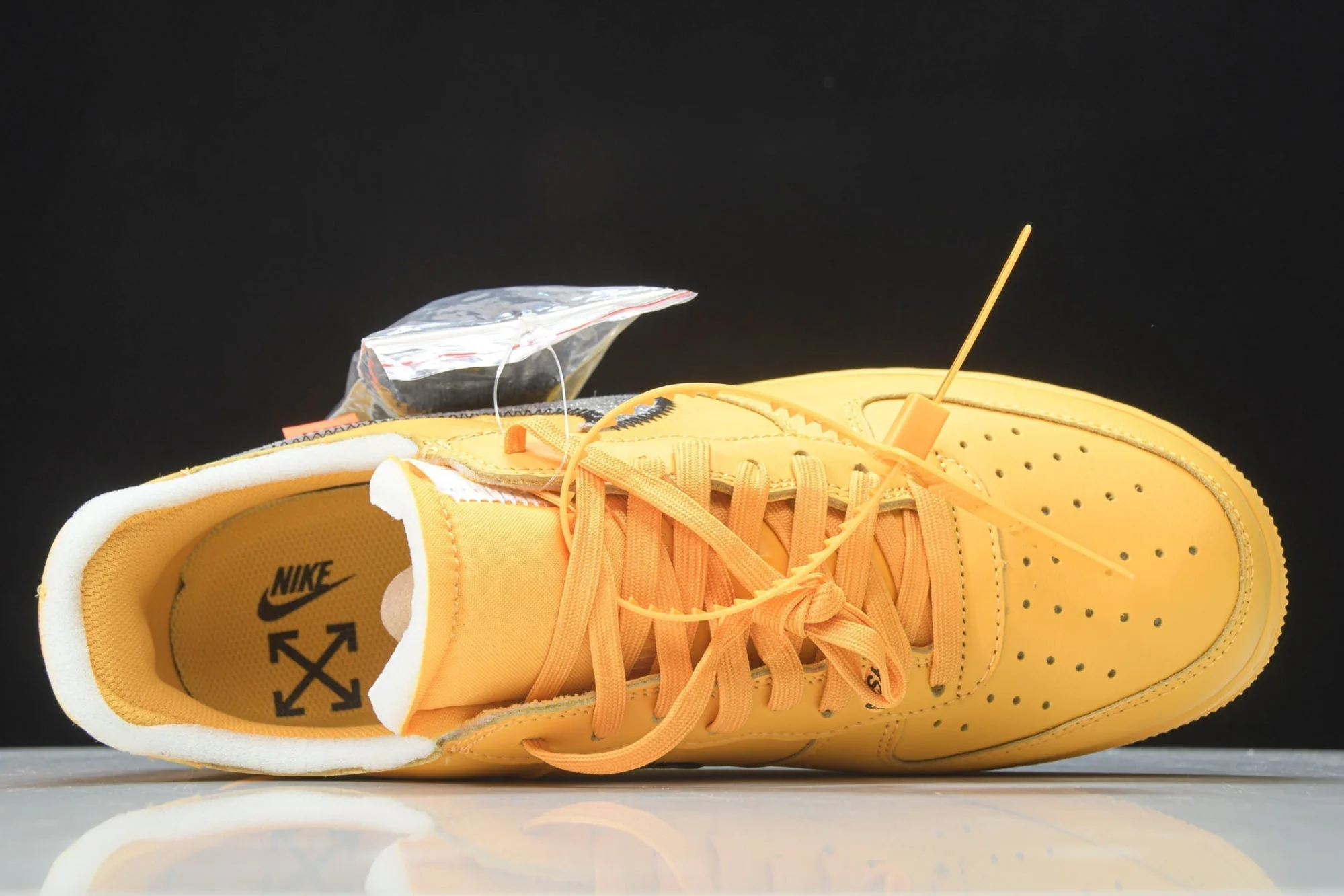 Off-White AF1 'University Gold'