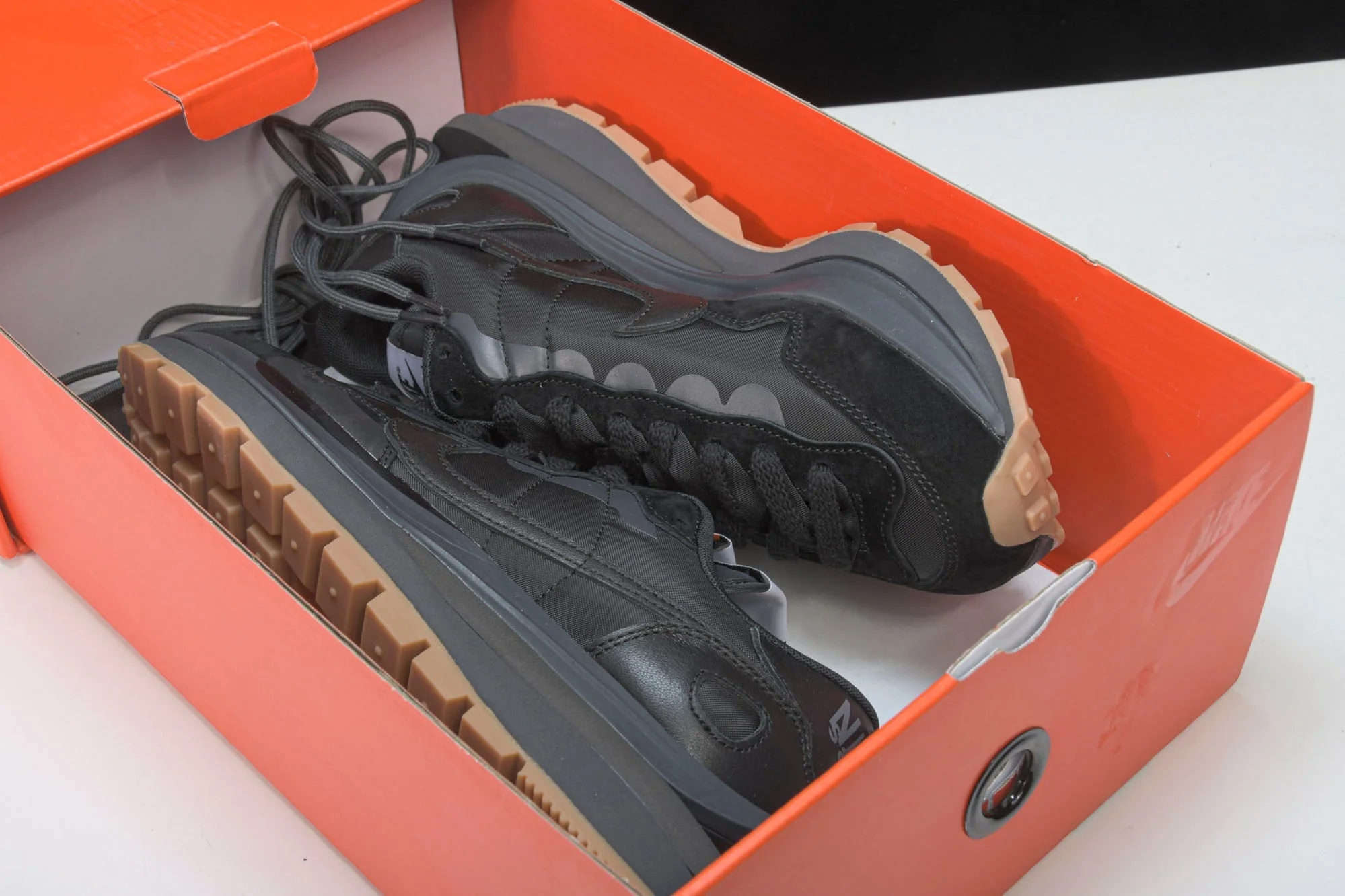 Sacai VaporWaffle 'Black Gum'