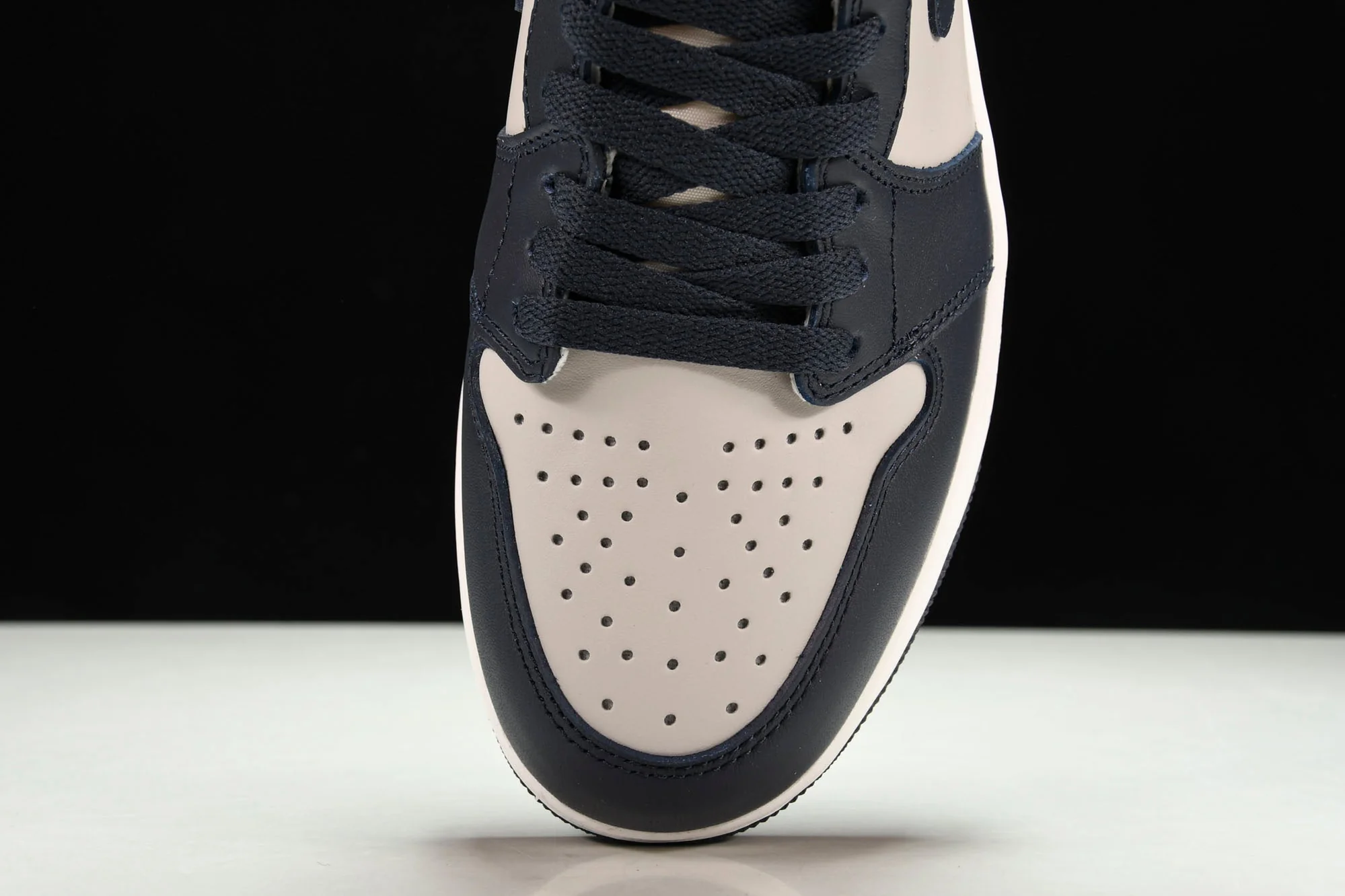 AJ1 Retro High '85 'Georgetown'