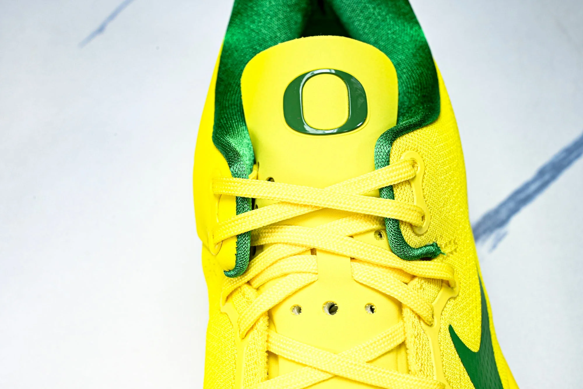 Kobe 8 Protro Oregon Ducks PE 'Yellow'