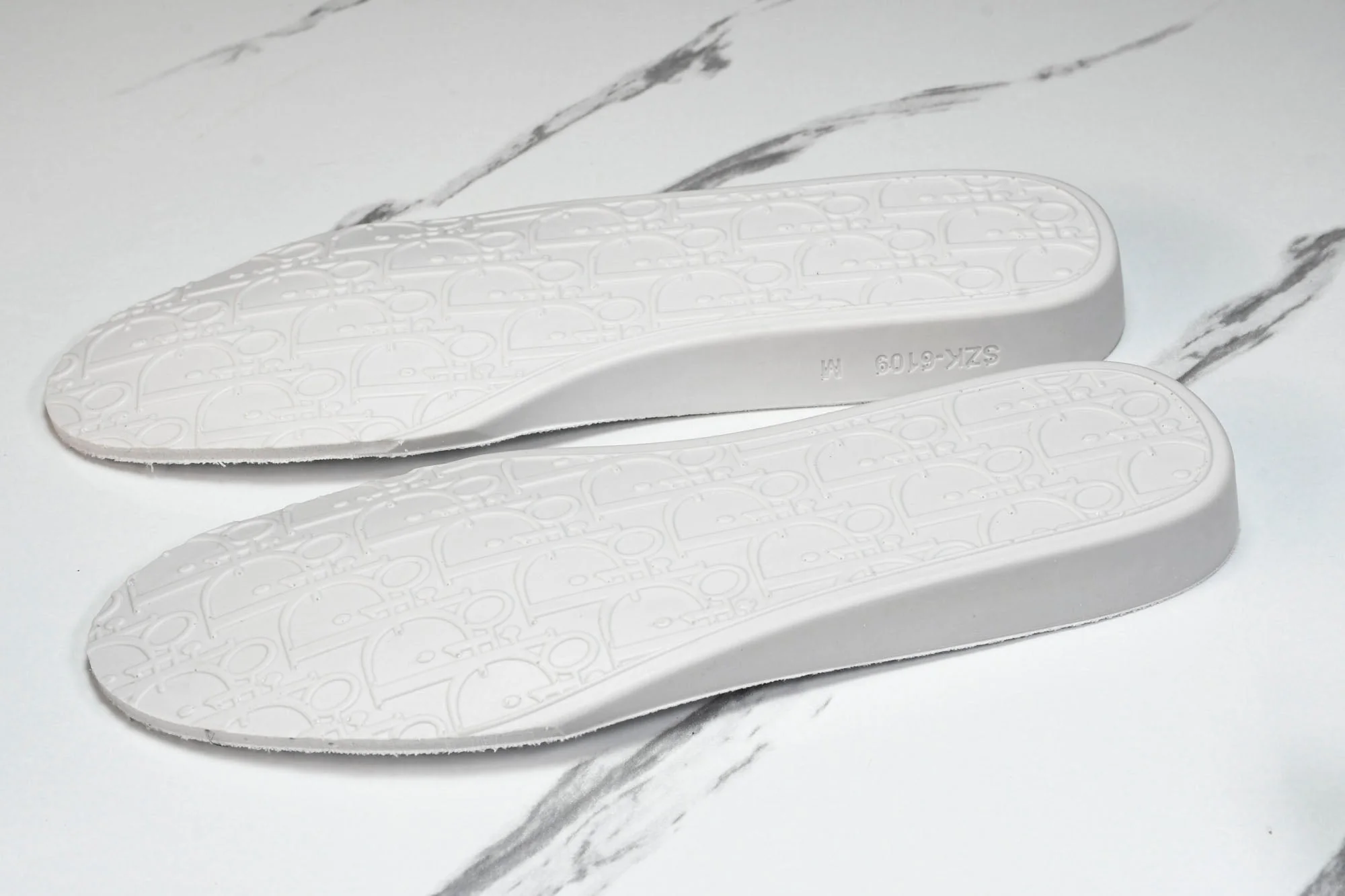 D1or B23 Skate High 'Black'