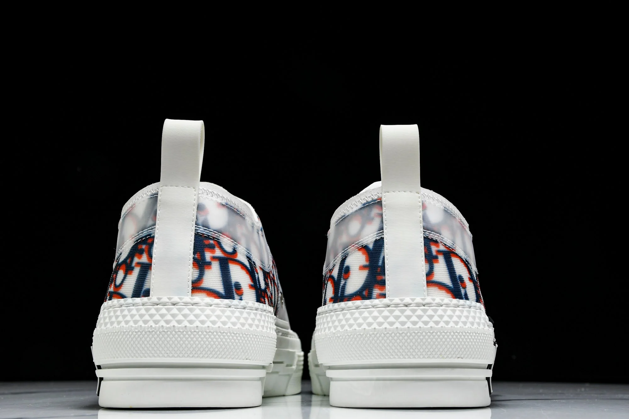 D1or B23 Low 'Oblique Red Blue Pixel'