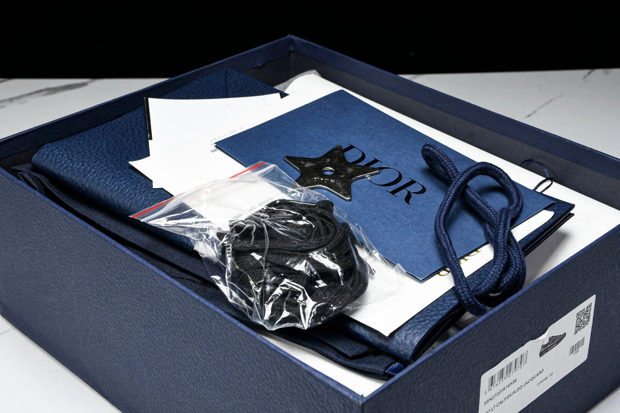 D1or B23 Low 'Oblique Black'