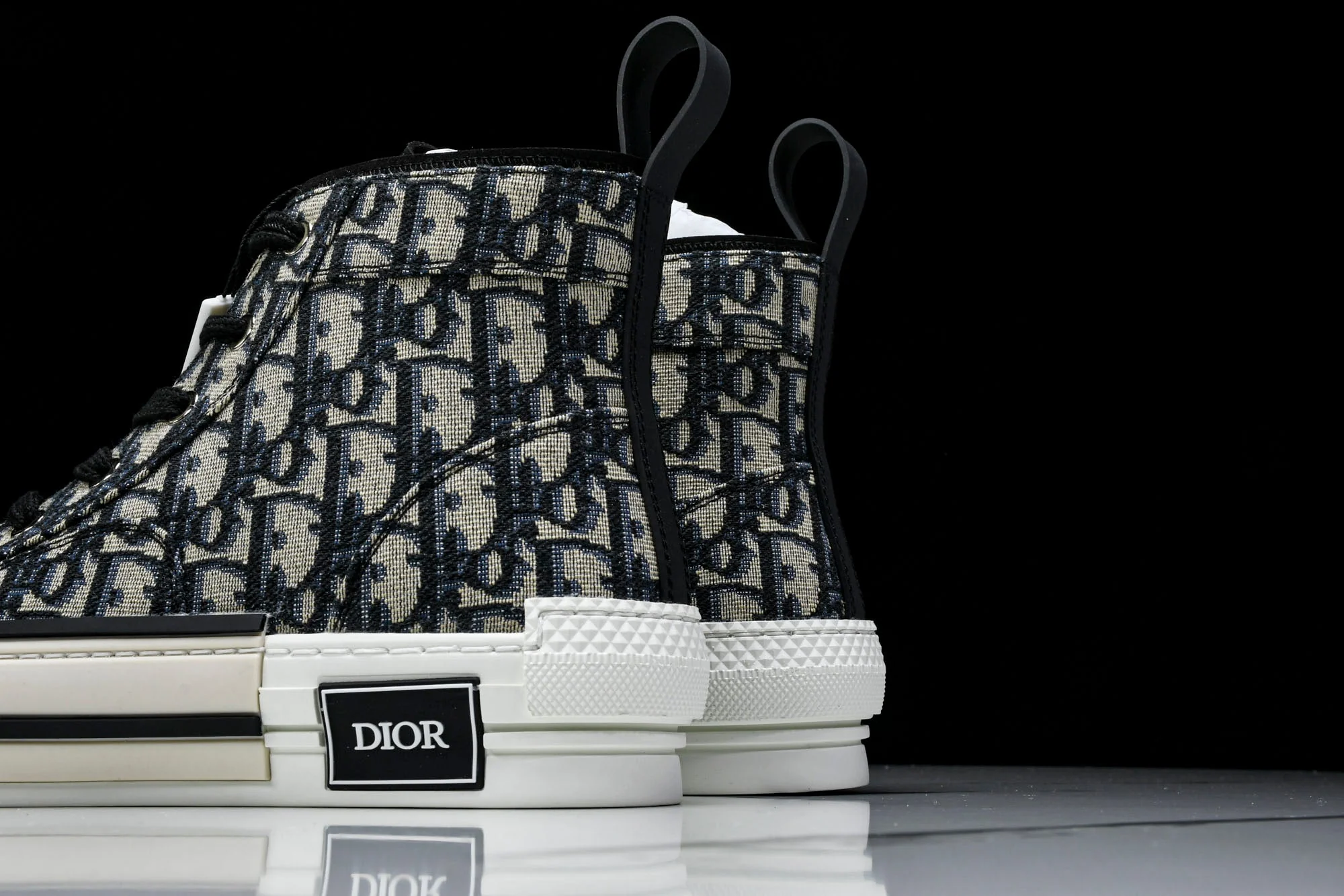 D1or B23 High 'Oblique Jacquard'