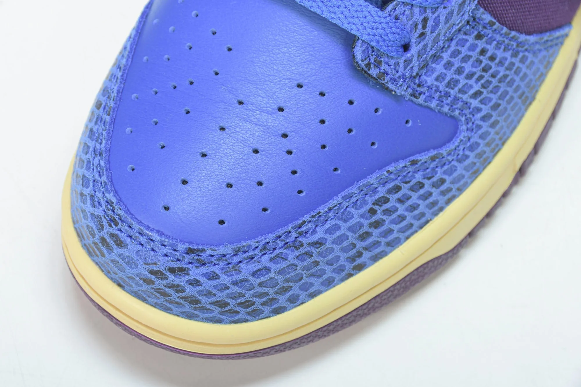 Dnk Low 'Undefeated 5 On It'