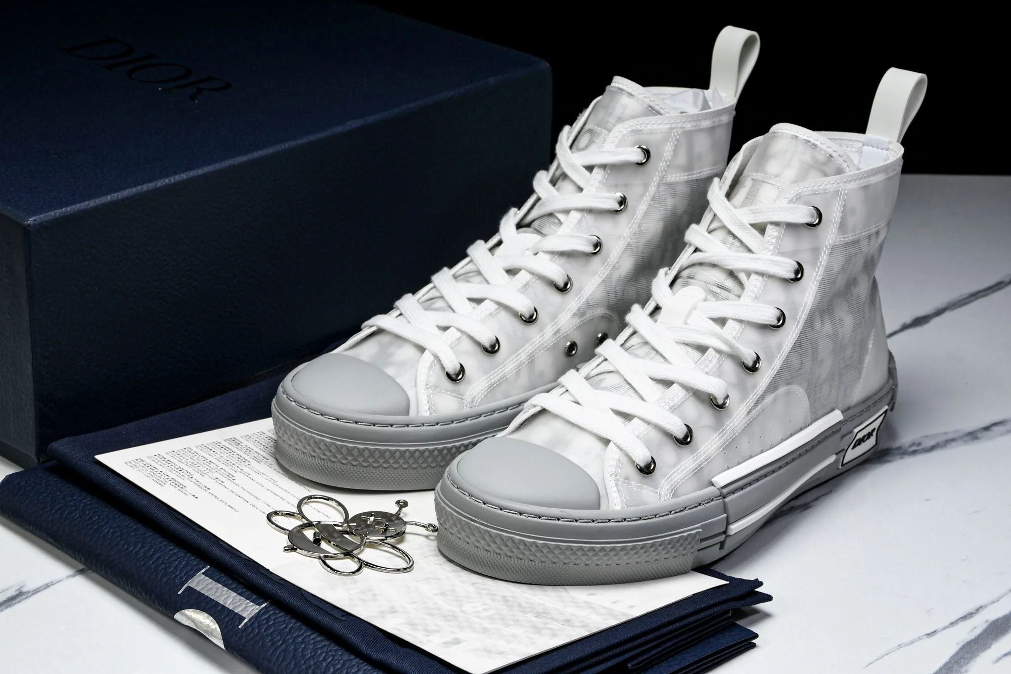 D1or B23 High 'Oblique Silver'