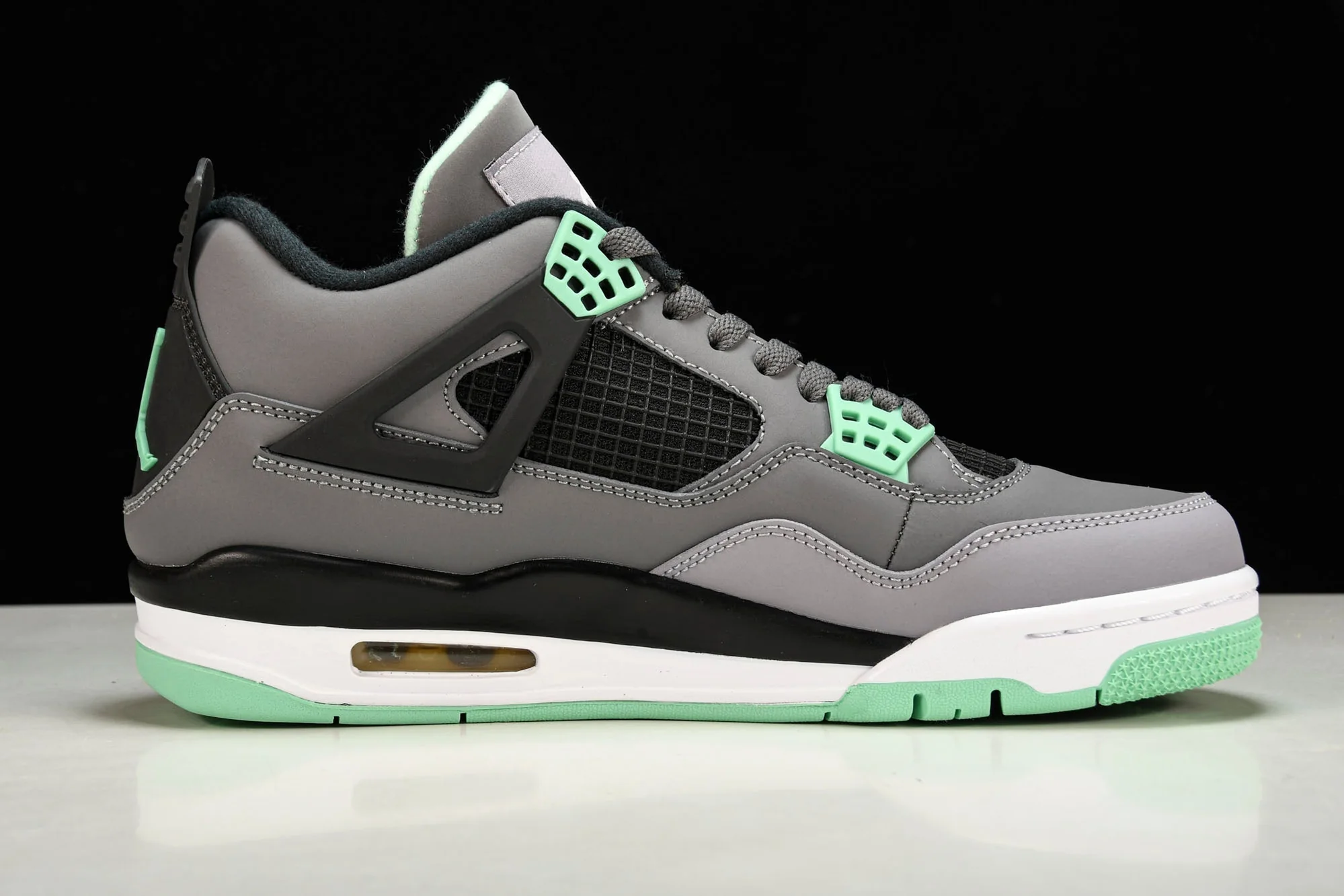 AJ4 Retro 'Green Glow'