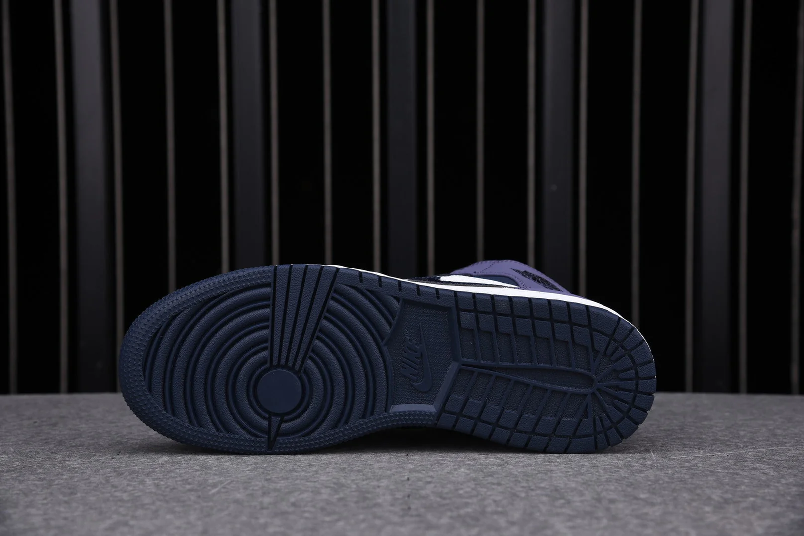 AJ1 Mid GS 'Sanded Purple'