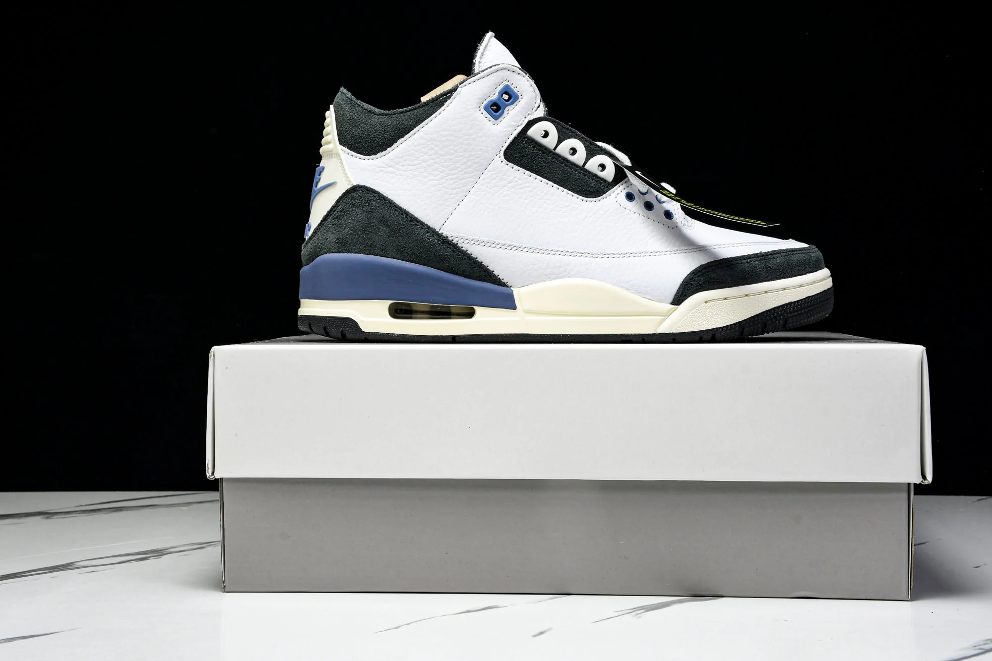 AJ3 Retro OG x A Ma Maniere 'Diffused Blue'