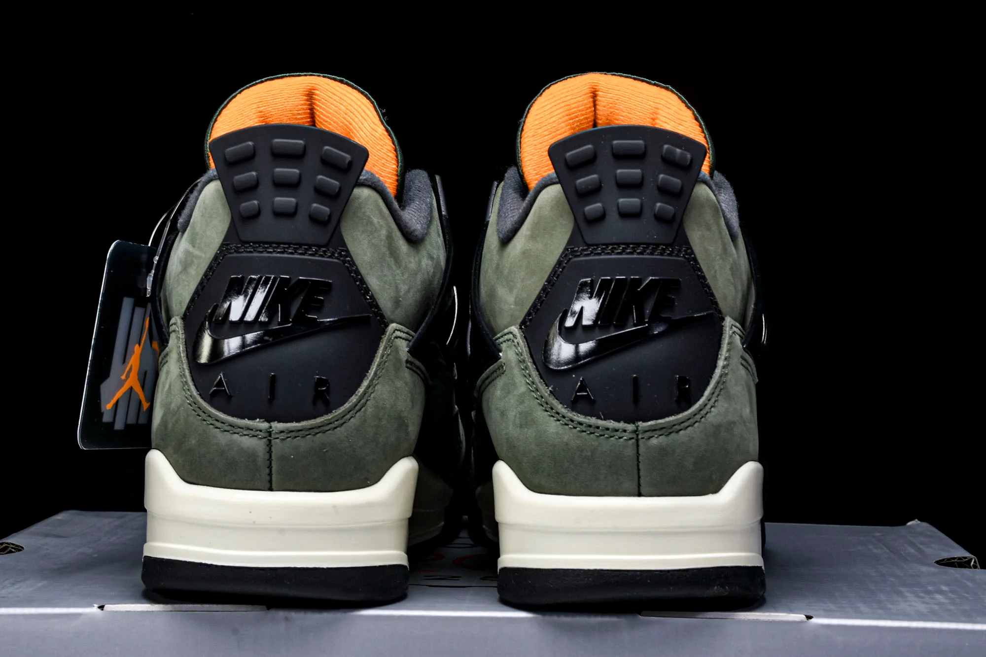 AJ4 Retro x Undefeated (2025 Version) 'UNDFTD'