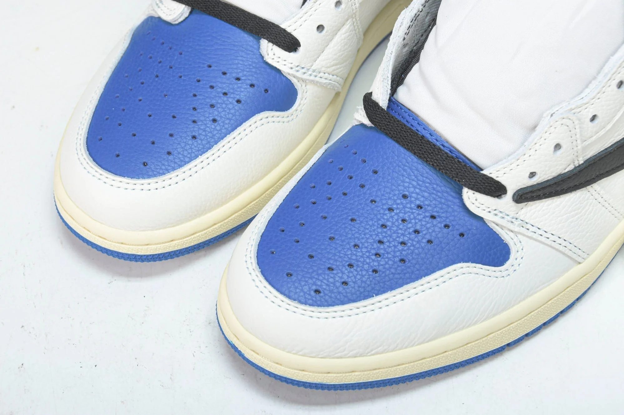Travis Scott AJ1 Retro High x Fragment 'Military Blue'