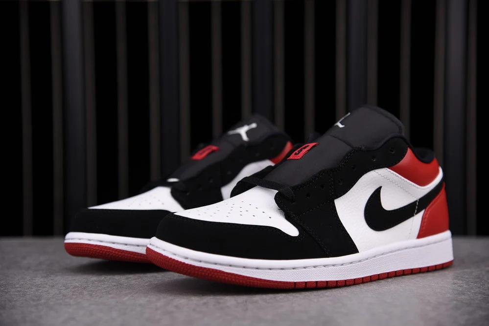 AJ1 Low 'Black Toe'