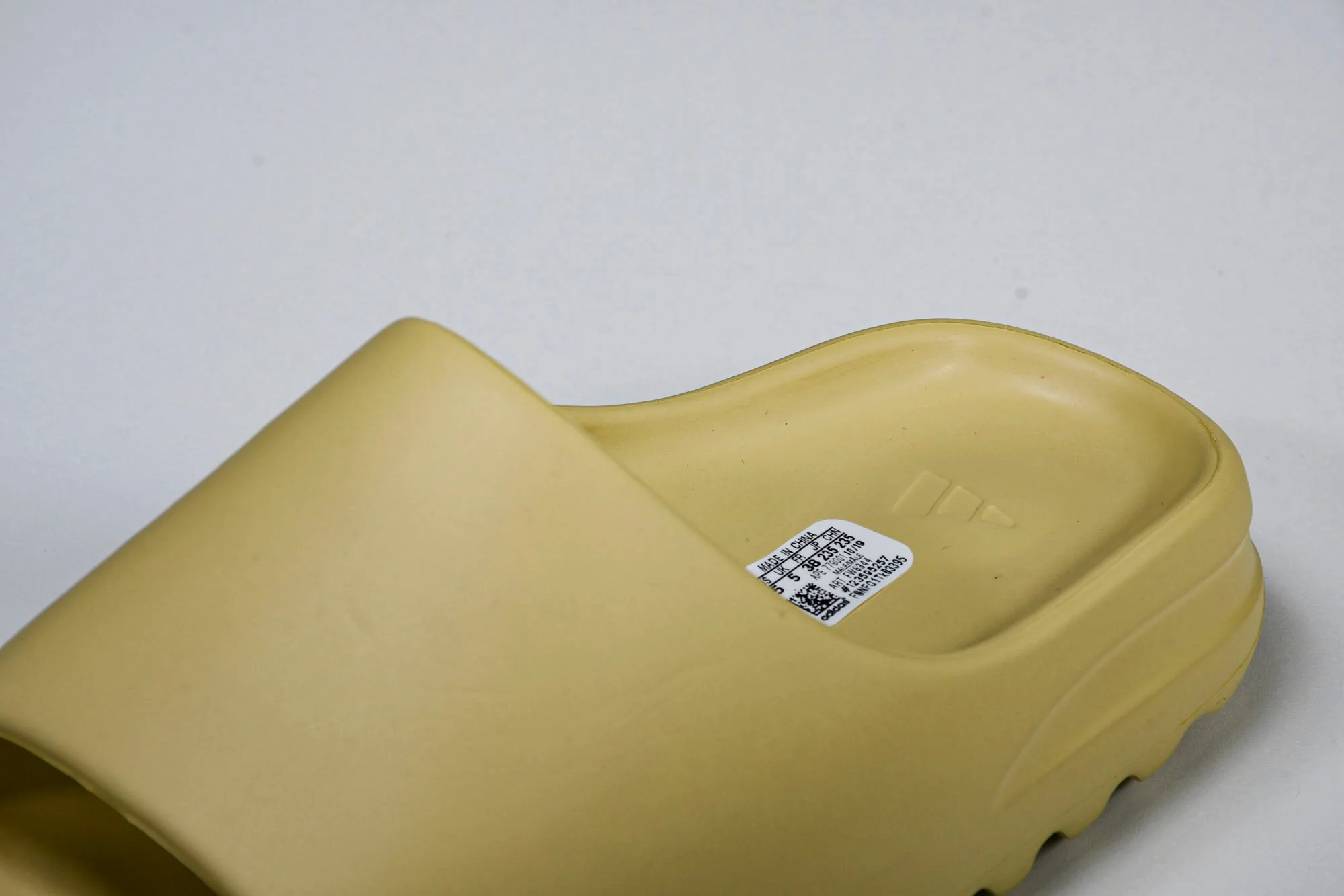 Yzy Slide 'Desert Sand'