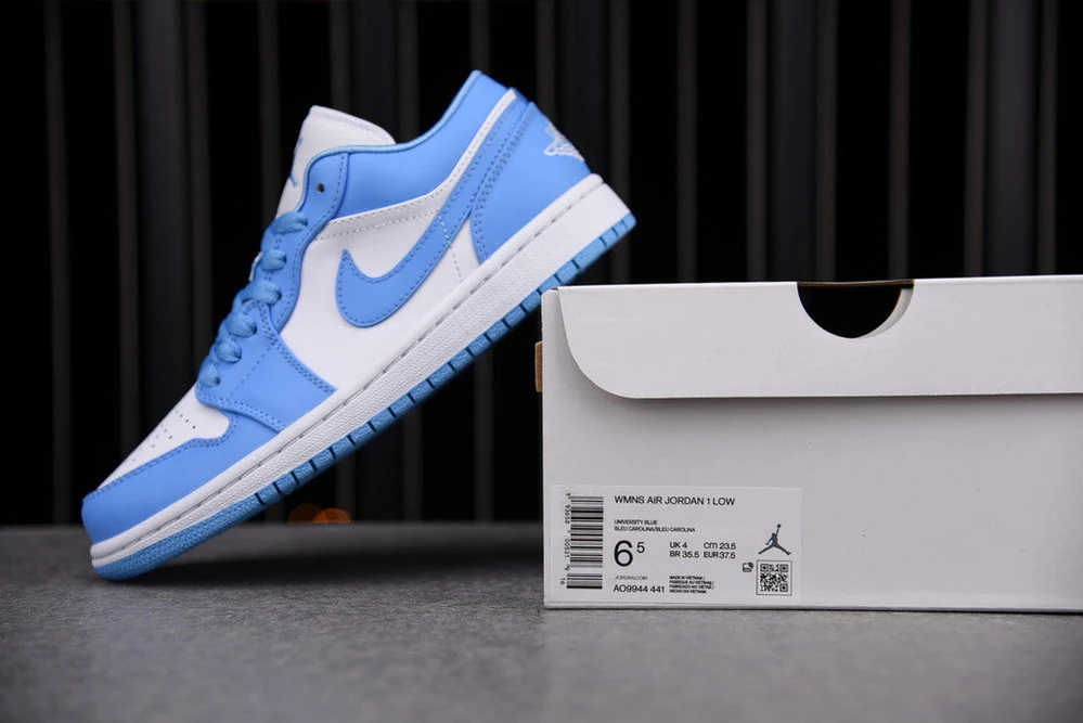 AJ1 Low 'UNC'