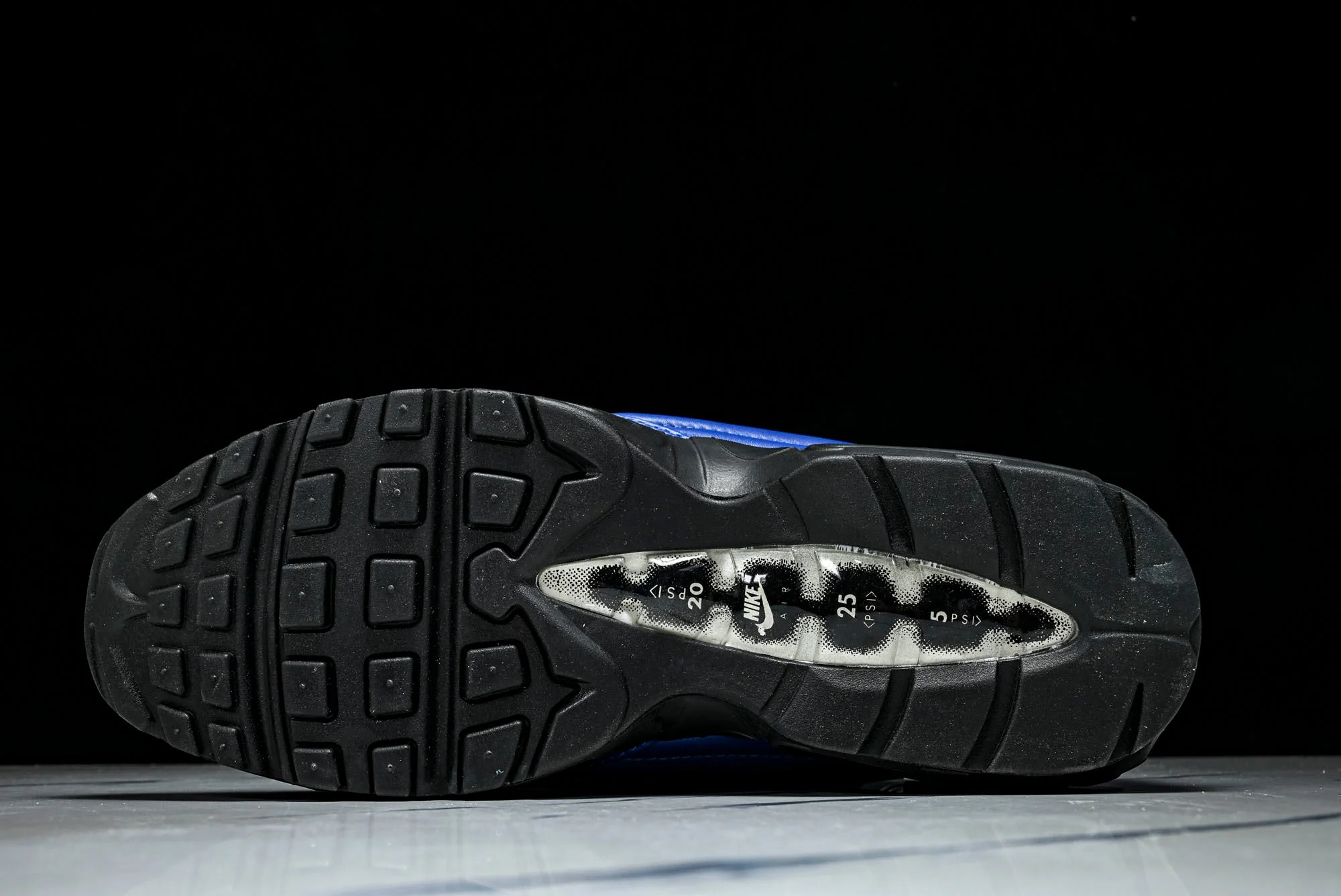 Supreme x AM95 Lux 'Hyper Cobalt'