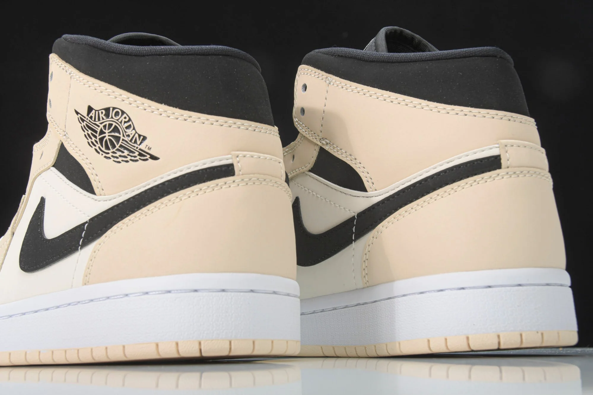 AJ1 Mid 'Barely Orange'