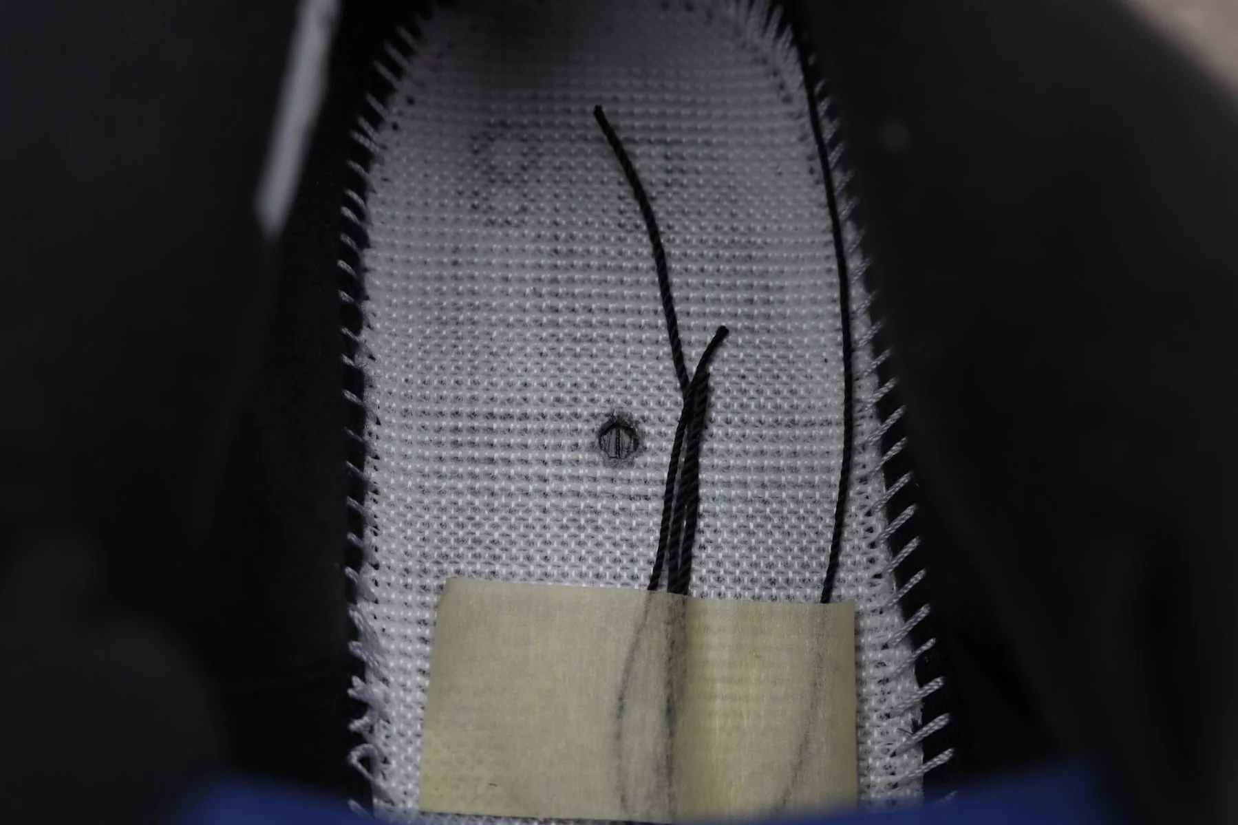 AJ4 Retro “Black Cat” (2020)