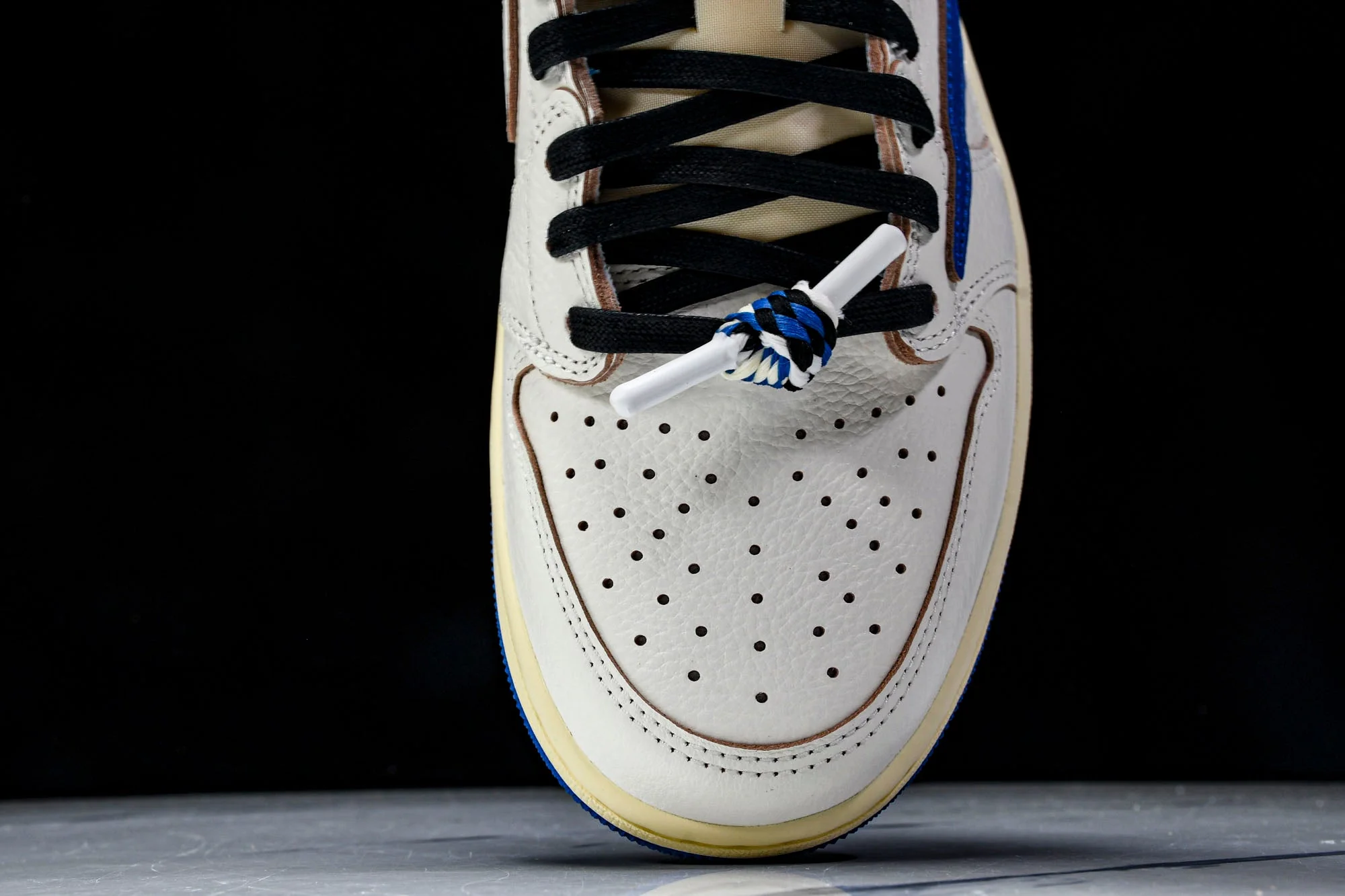Travis Scott AJ1 Retro Low OG x Fragment 'Sail Military Blue'
