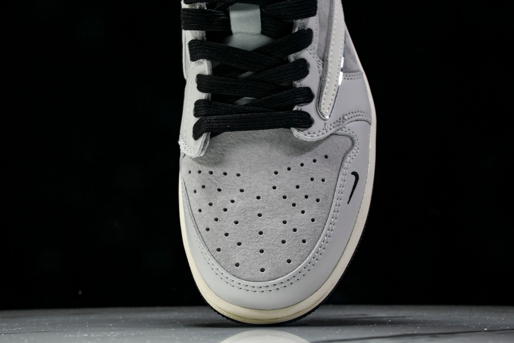 Travis Scott AJ1 Low x Stussy 'Silver Grey' (Custom)