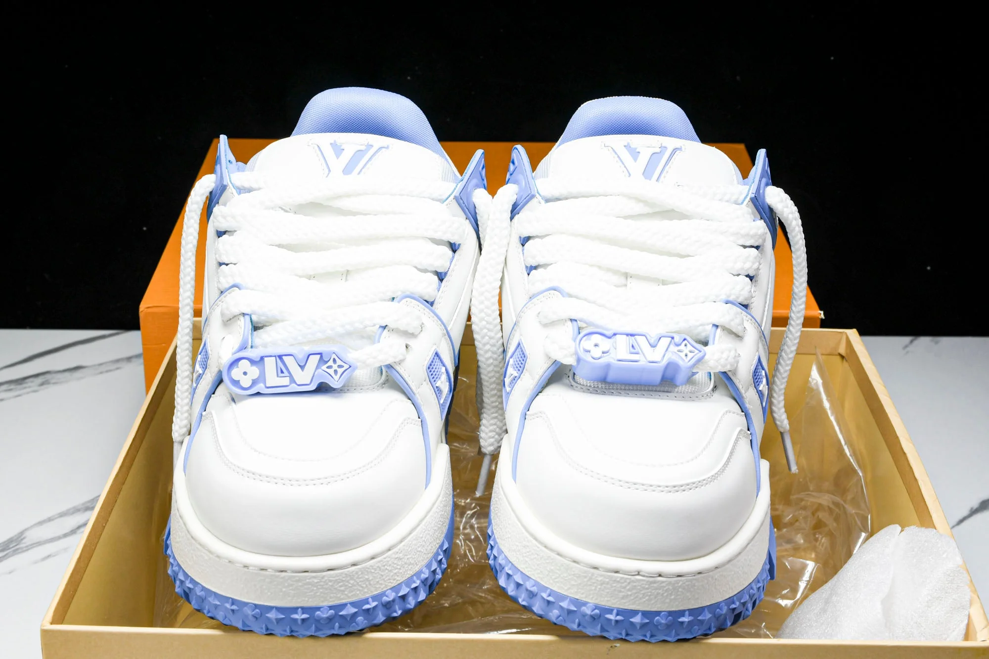 Louis Vuittоп Trainer Maxi 'White Blue'