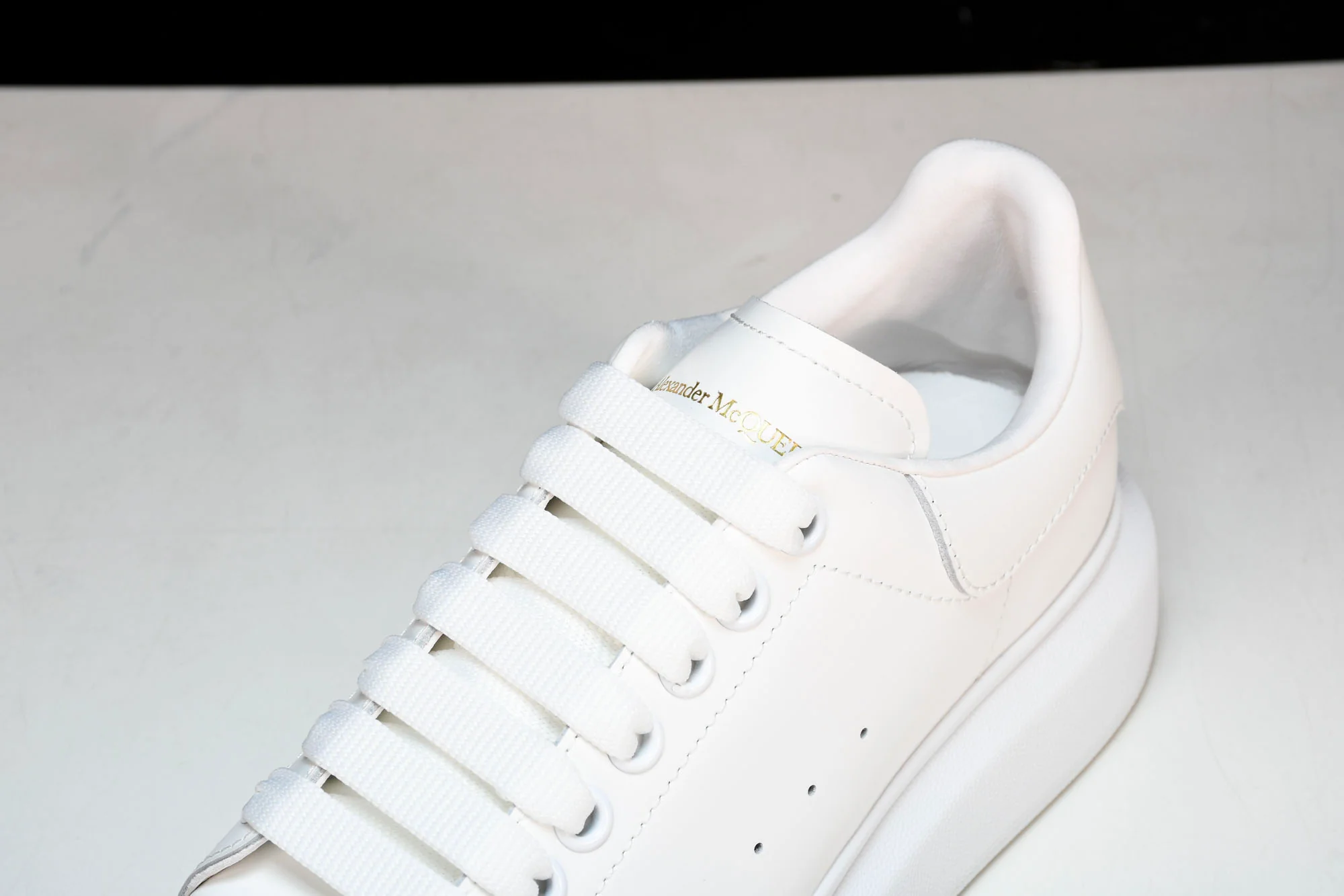 Aleхander MсQueen Oversized Sneaker 'Triple White'