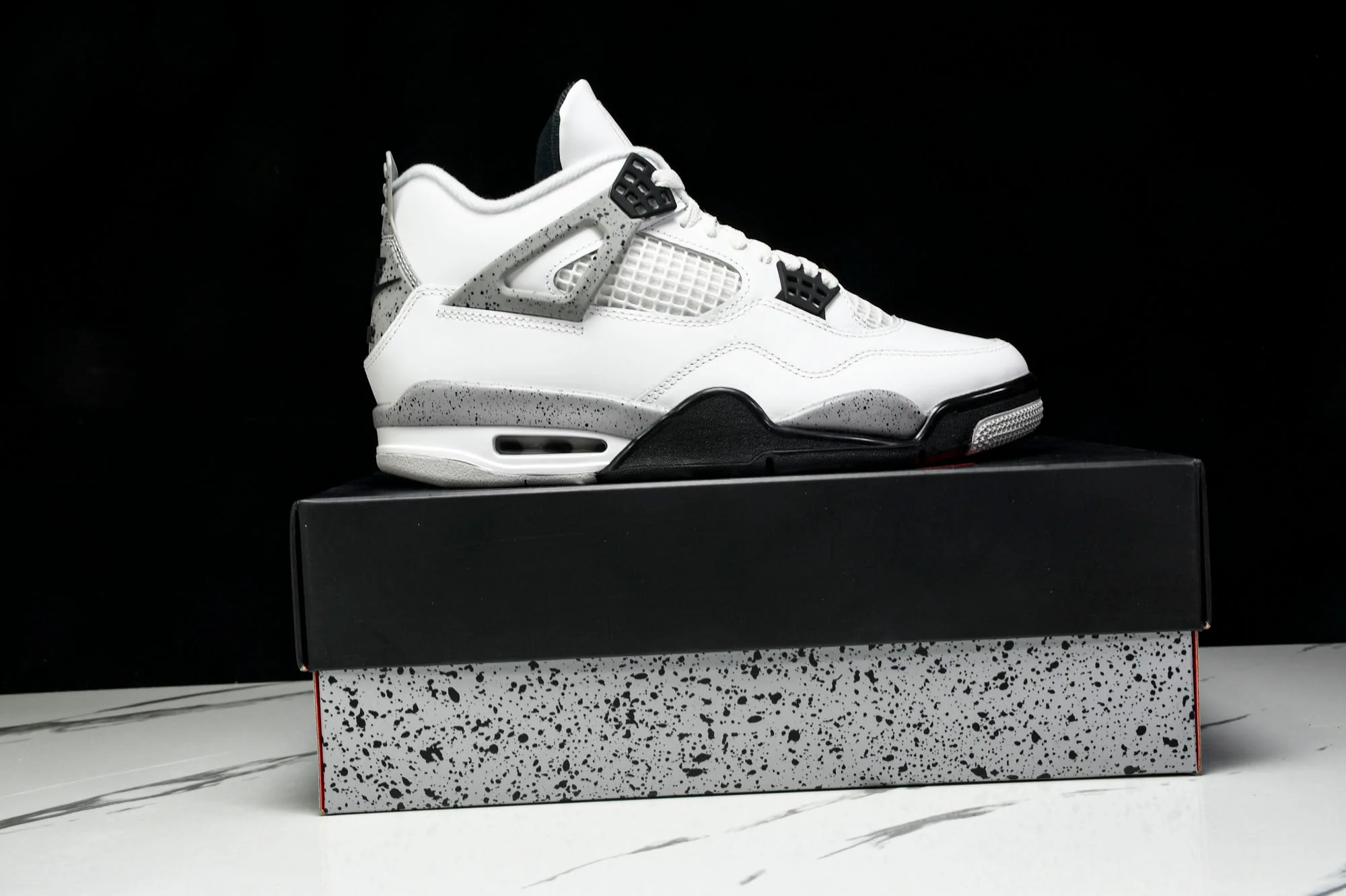 AJ4 Retro 'White Cement' (2025)