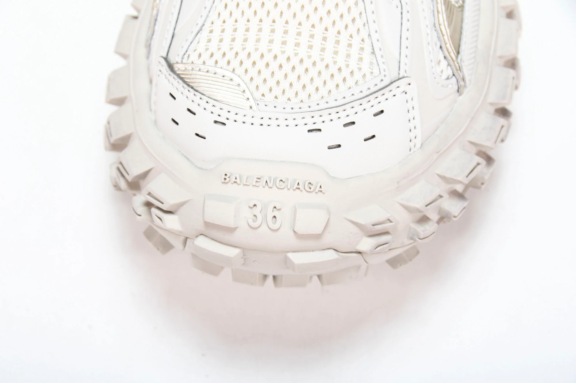 Defender (Bouncer) Sneaker 'Beige'