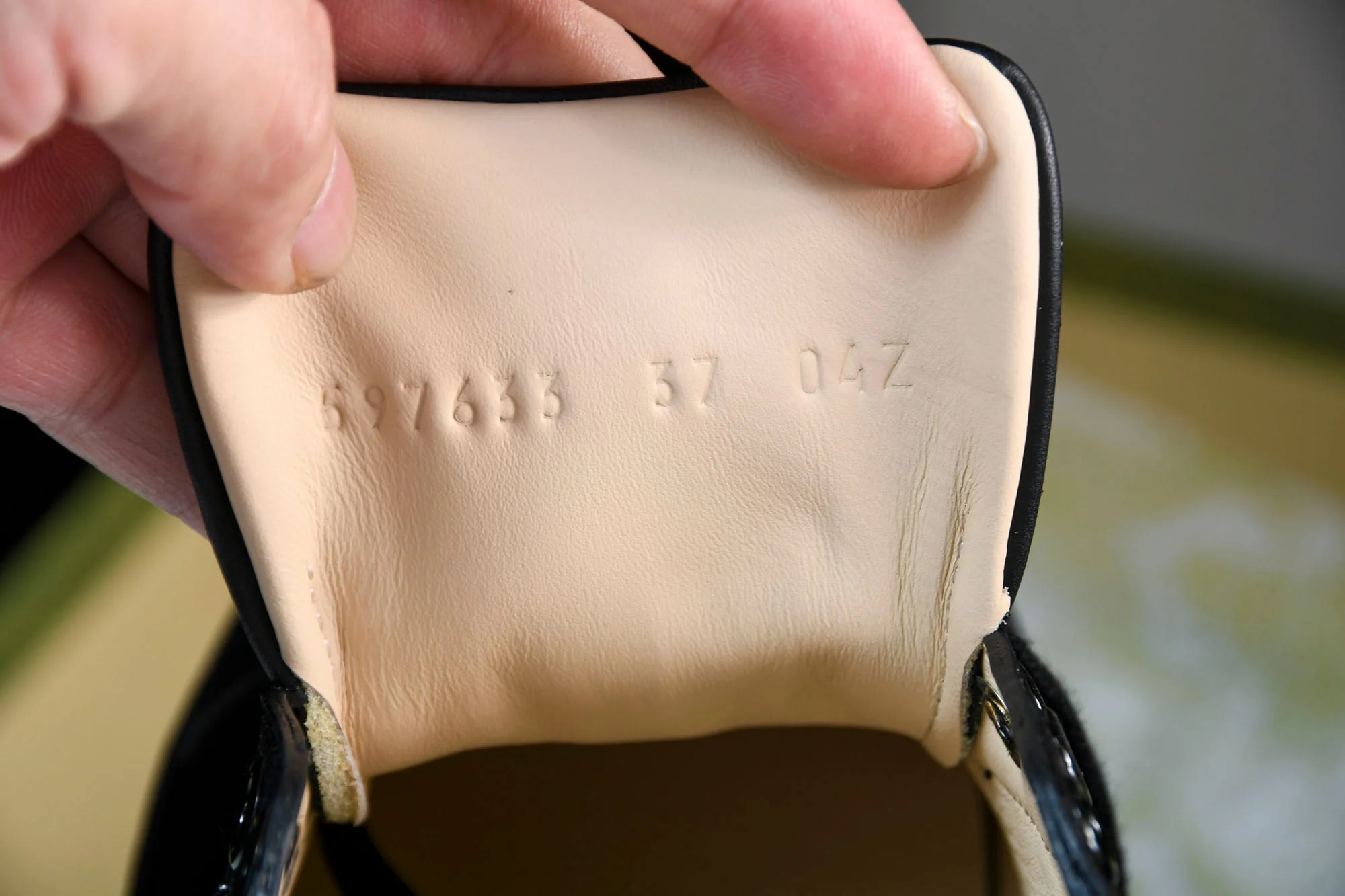 Guссi Ace 'Black Bee'