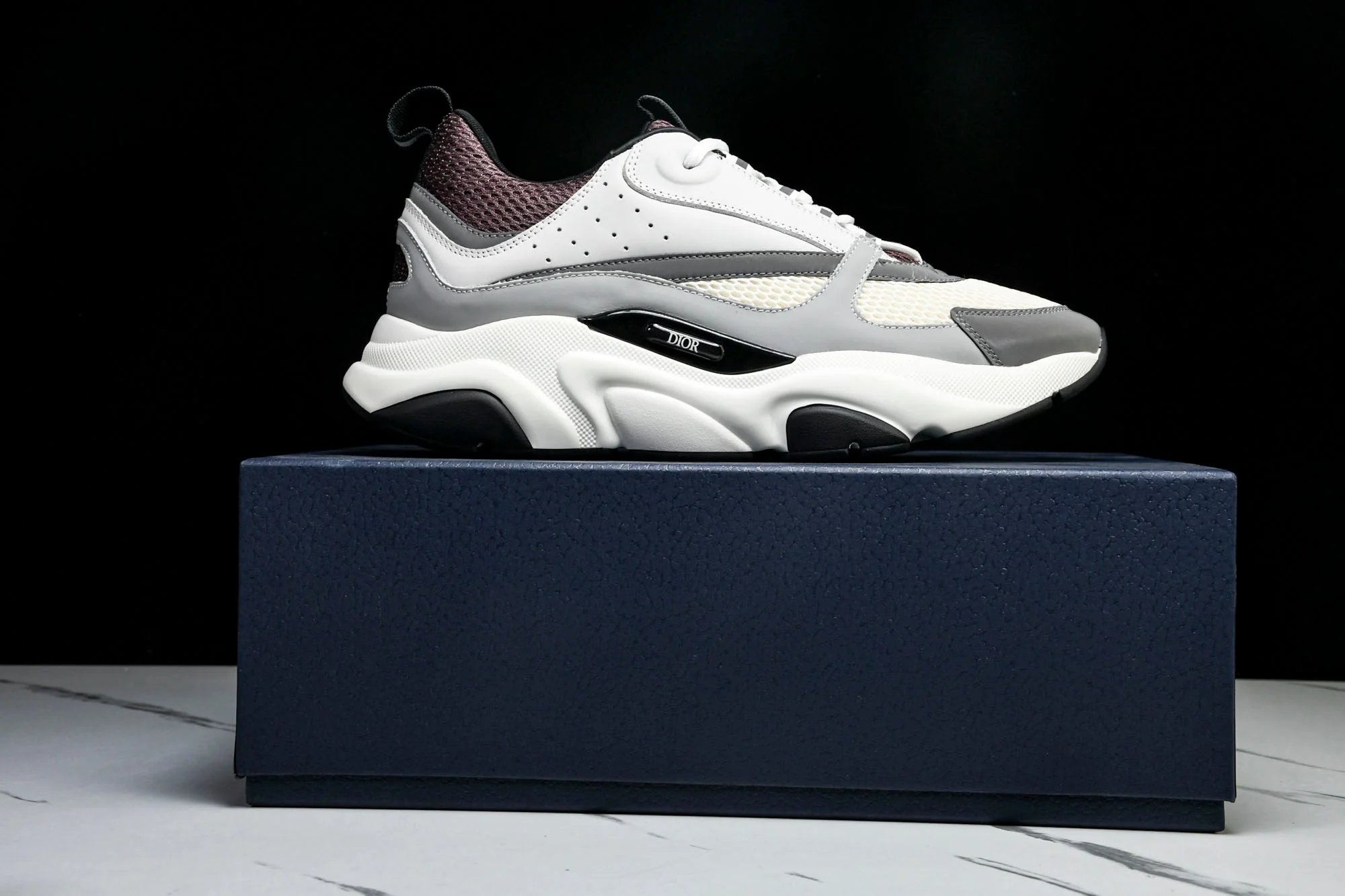 D1or B22 'Cream Lavender'